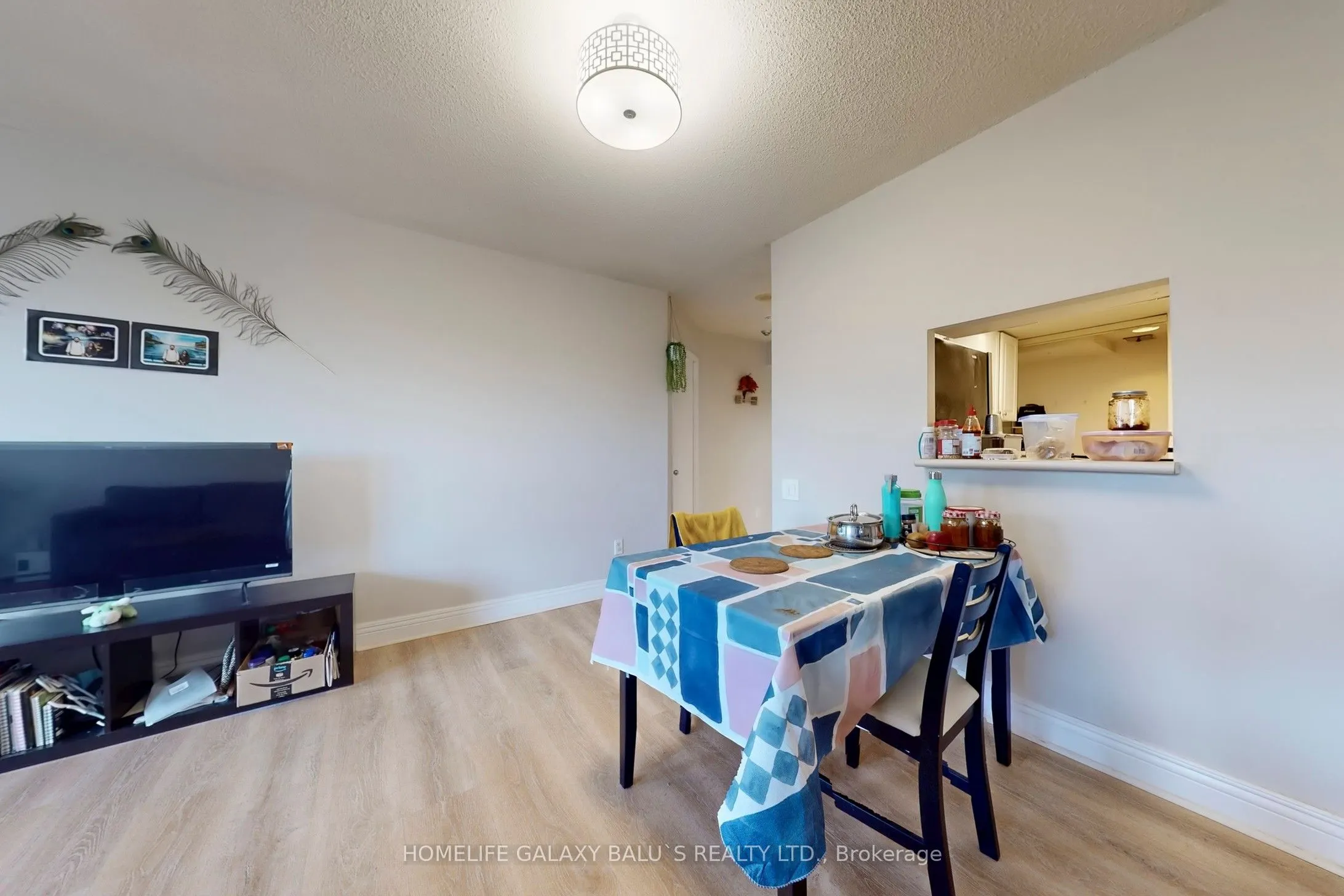 2460 Eglinton Avenue E, #307