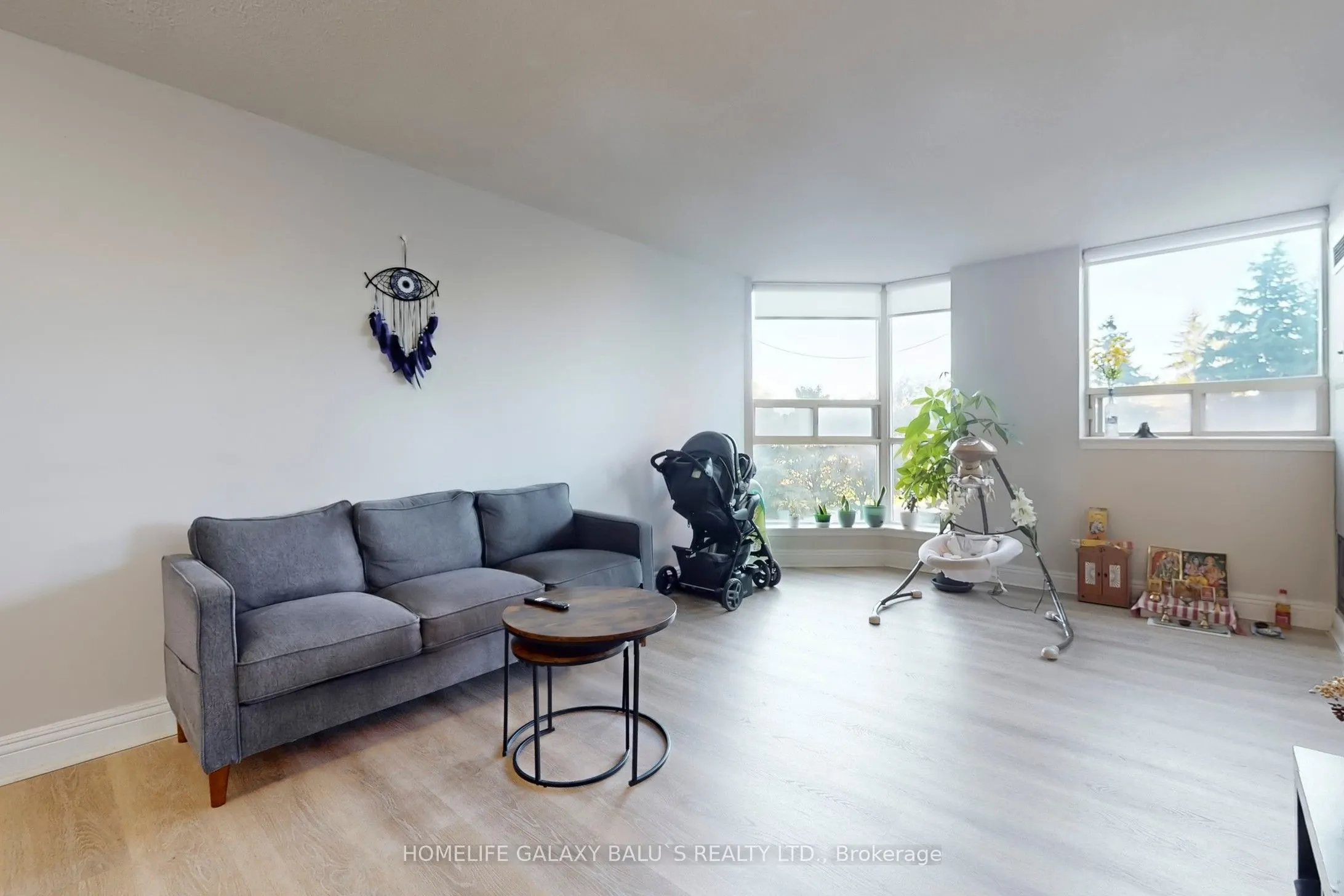 2460 Eglinton Avenue E, #307