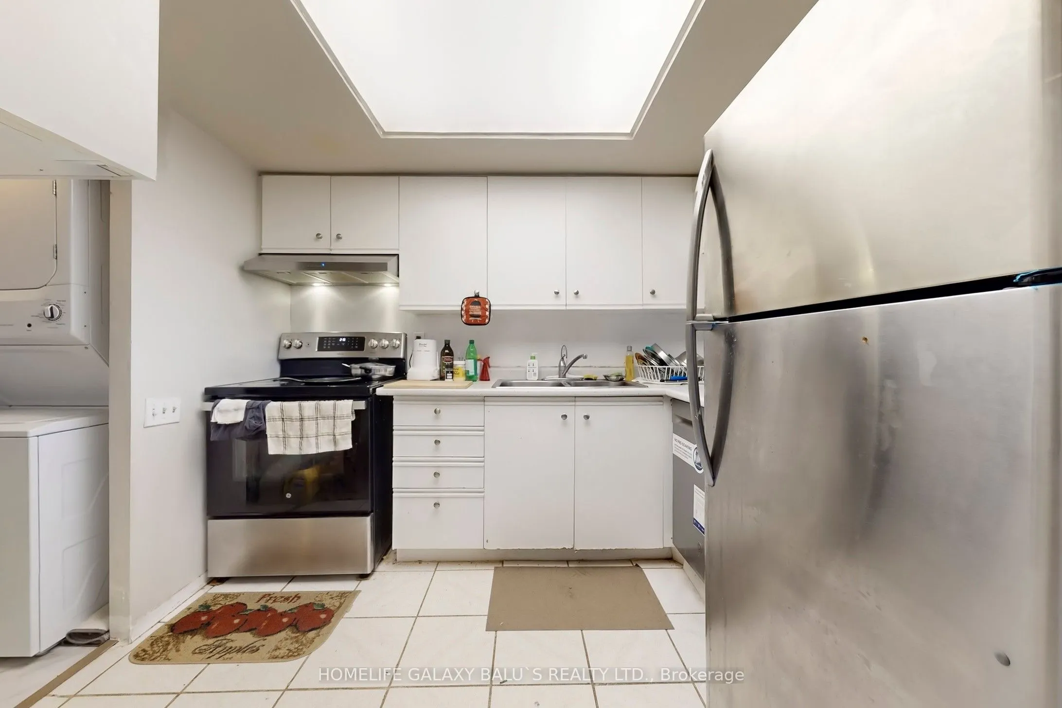 2460 Eglinton Avenue E, #307