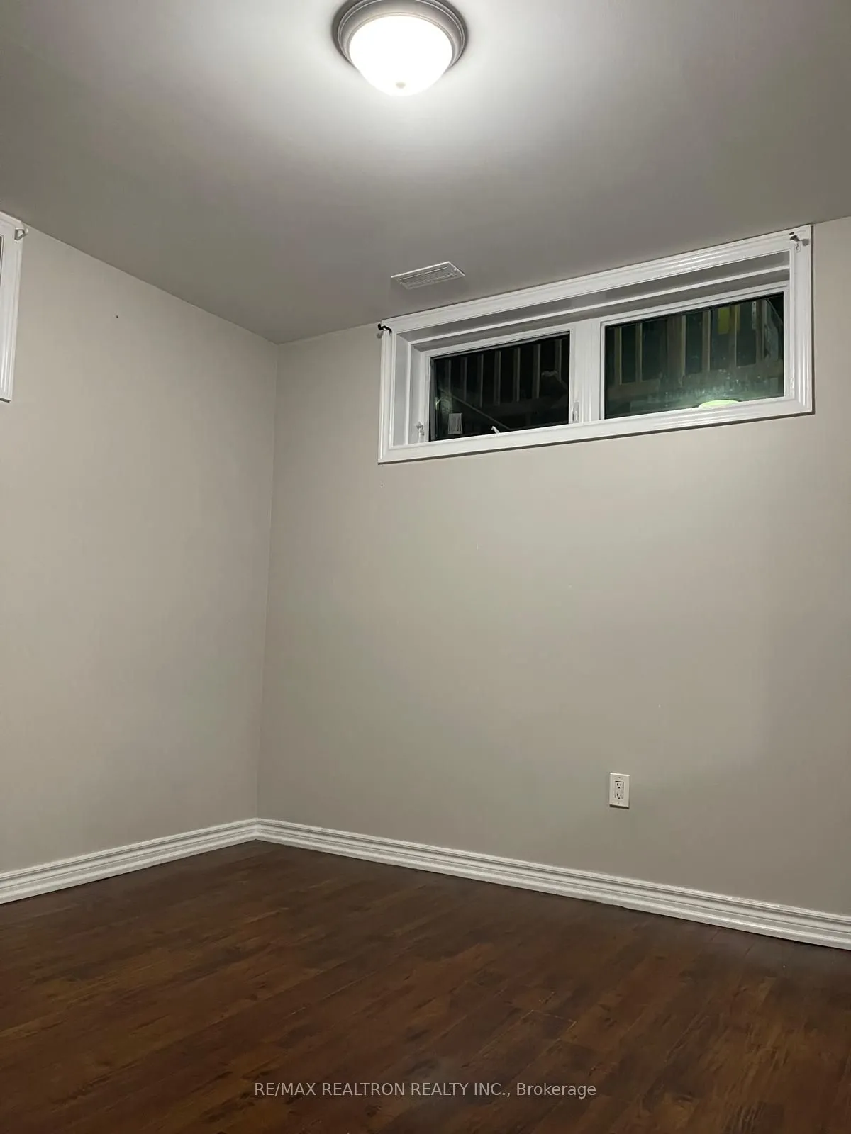 19 Minnacote Avenue, #A (Bsmnt)