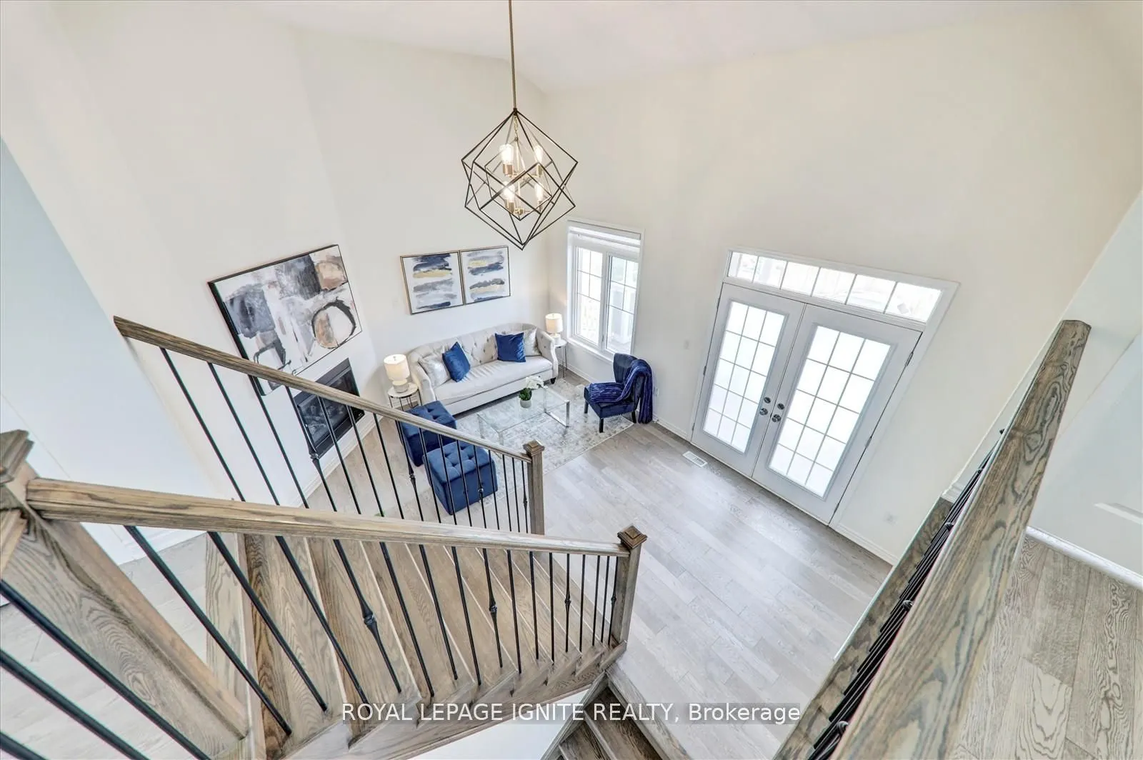 1072 Foxtail Crescent
