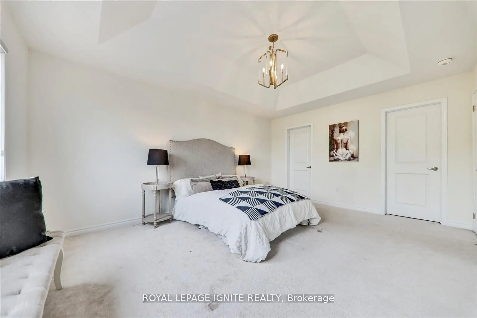 1072 Foxtail Crescent