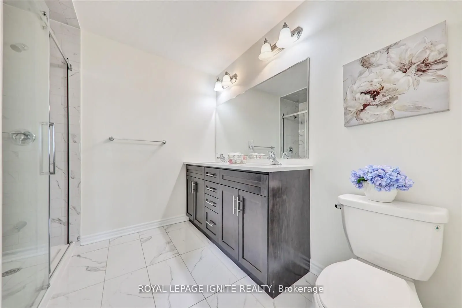 1072 Foxtail Crescent
