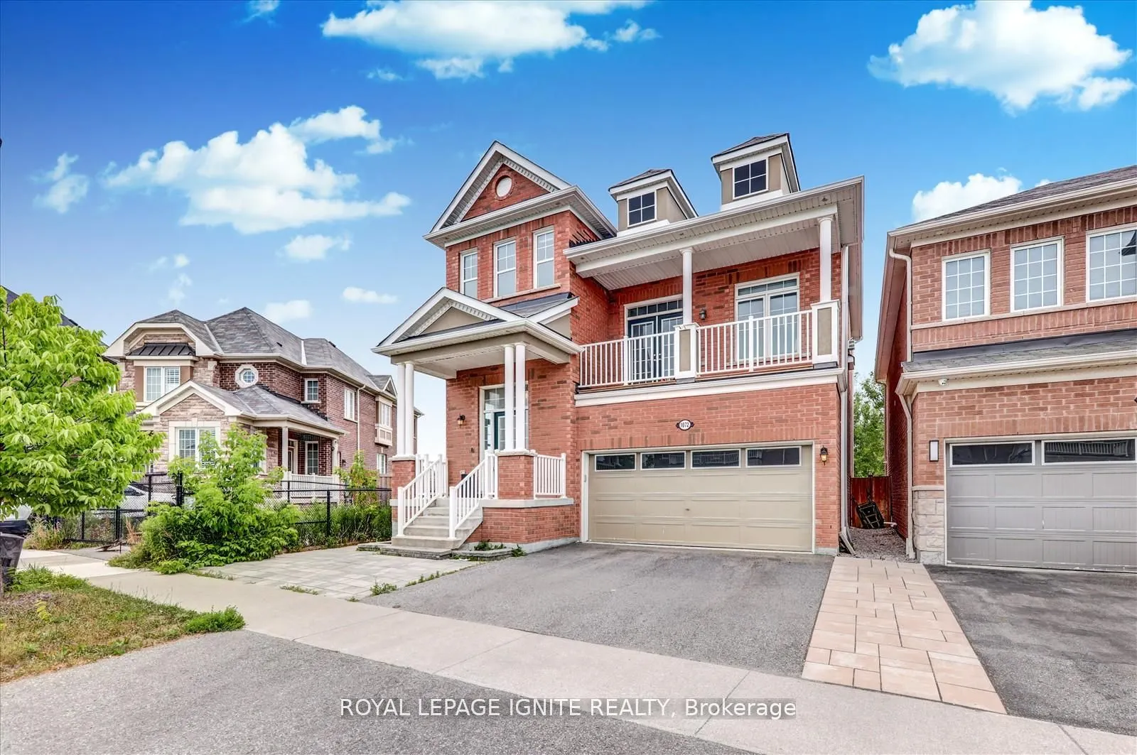 1072 Foxtail Crescent