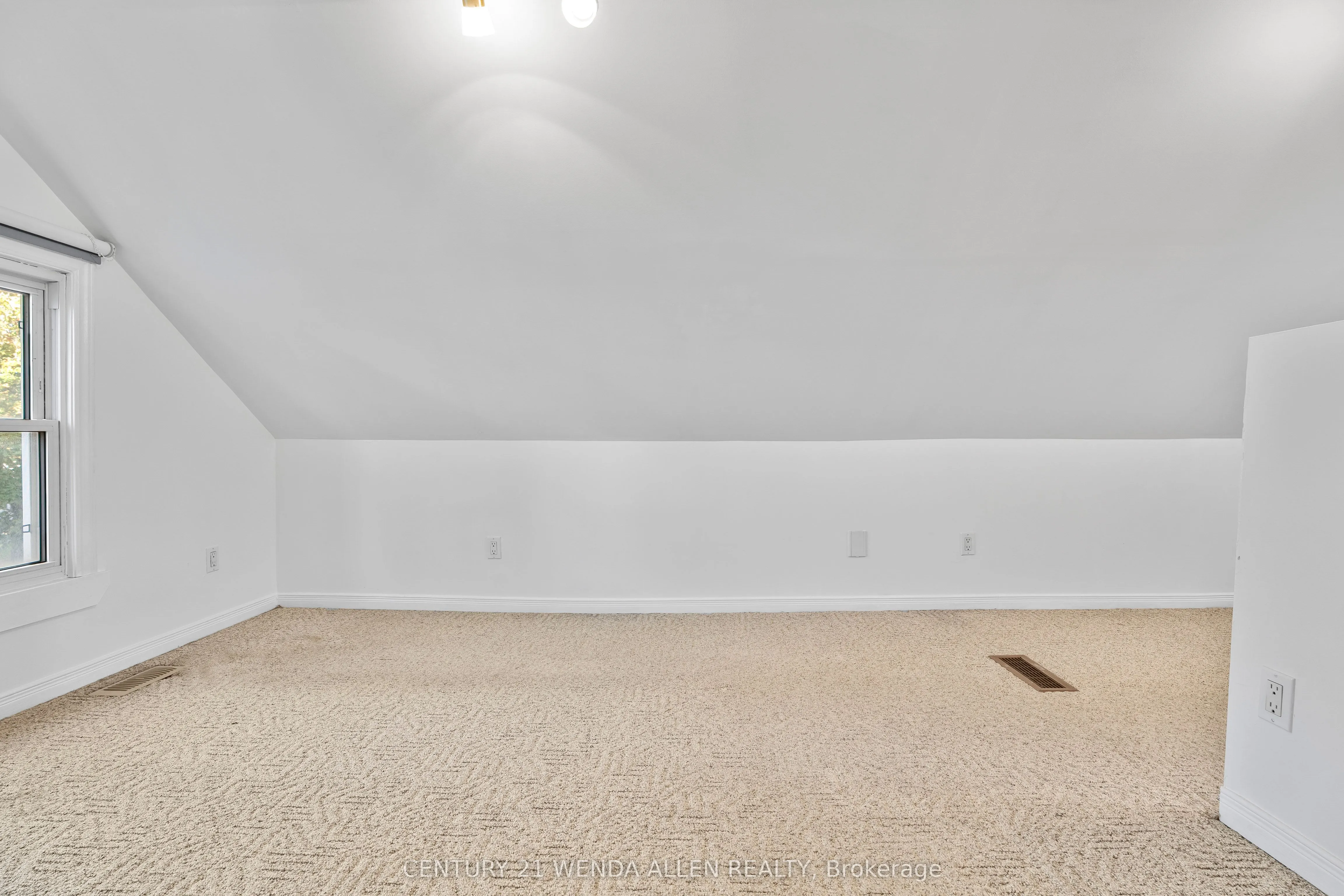 73 Montrave Avenue