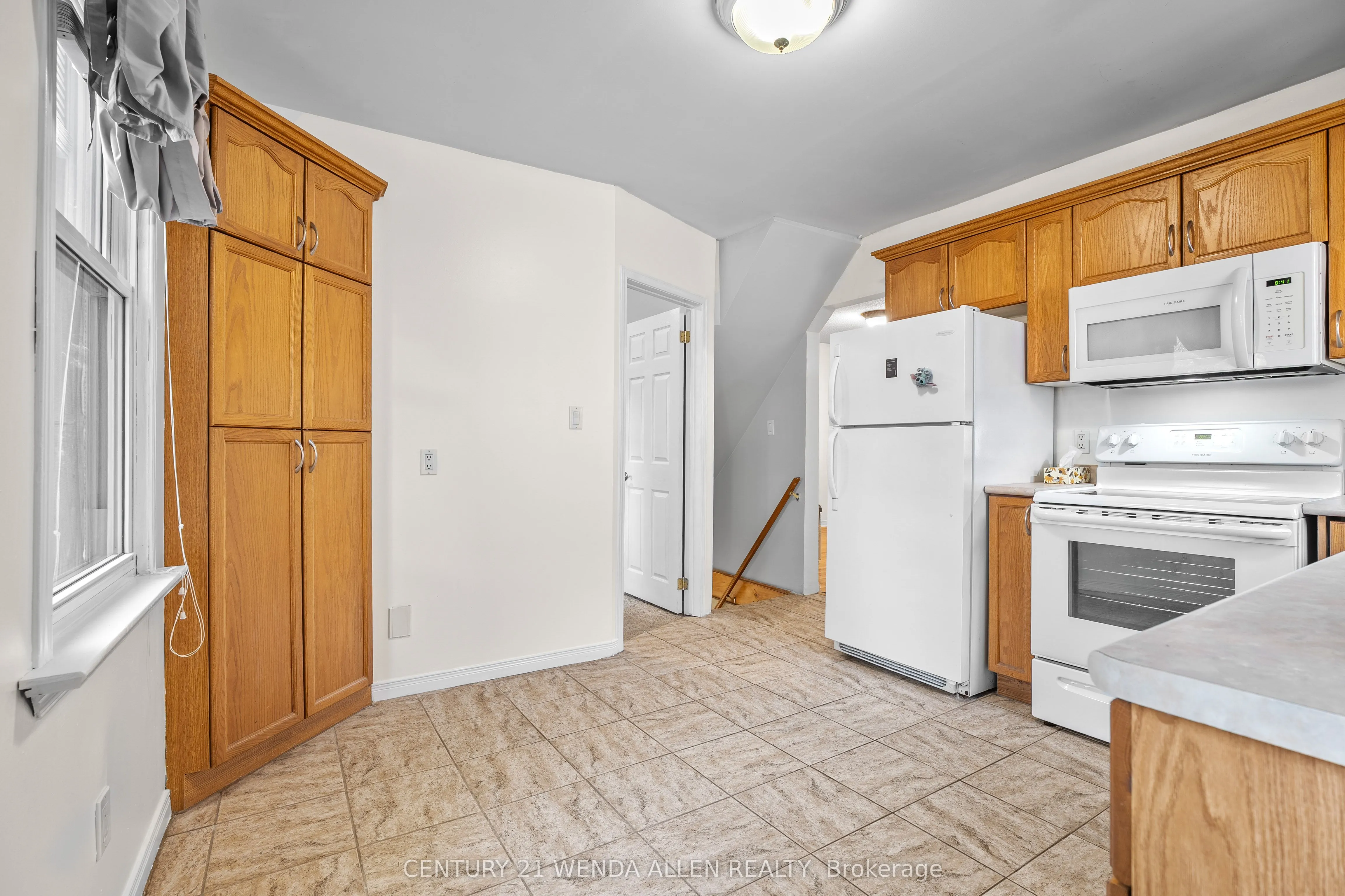 73 Montrave Avenue