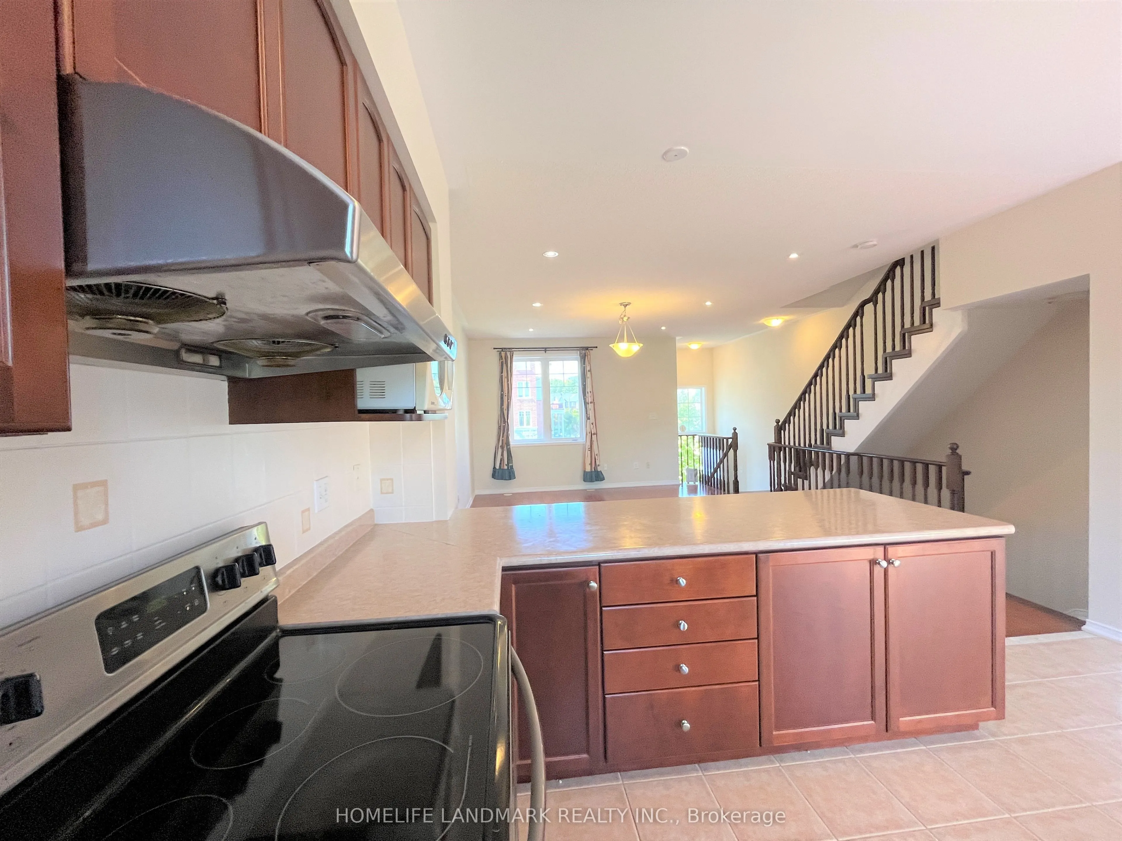 79 John Bell Crescent