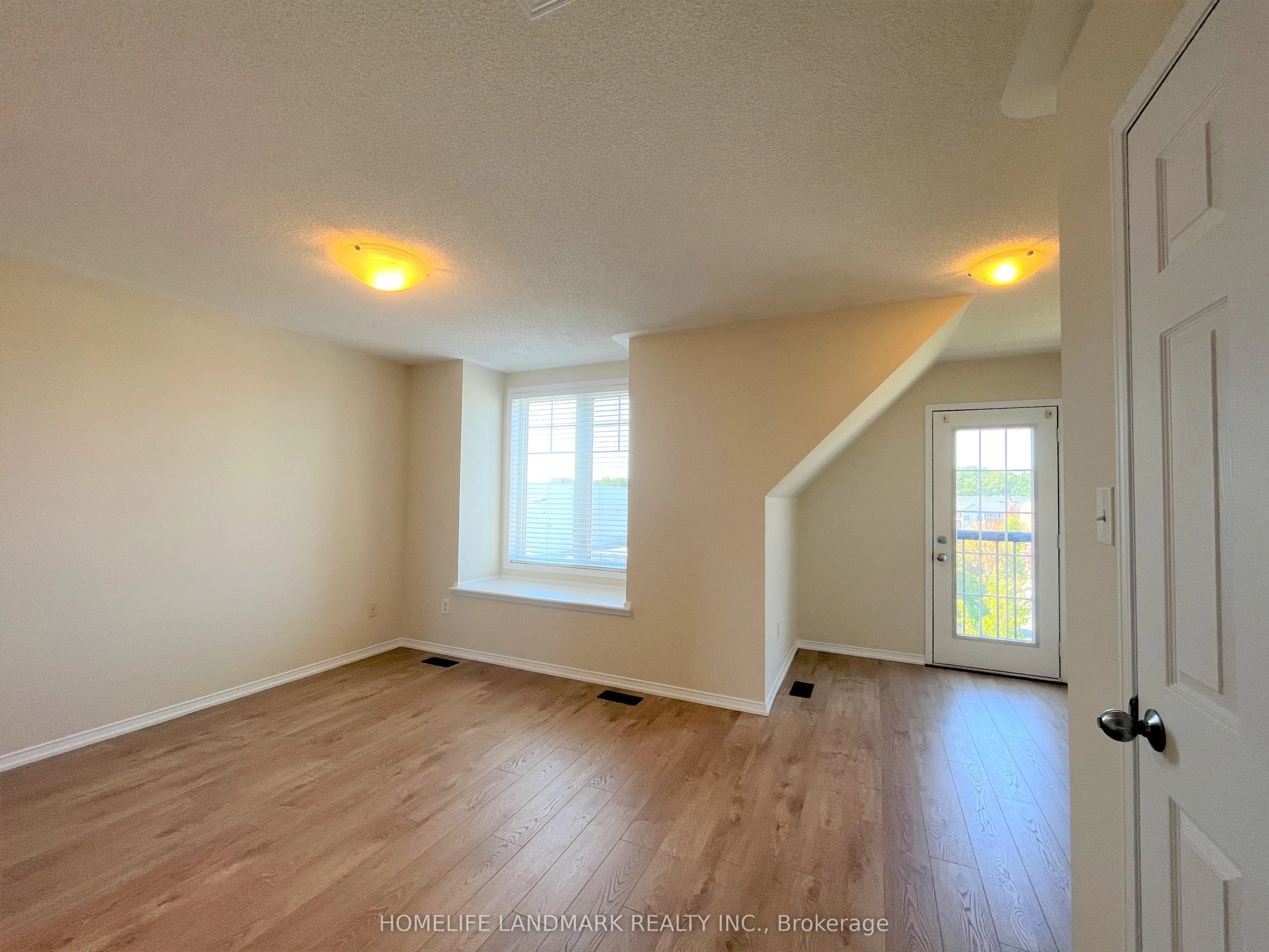 79 John Bell Crescent