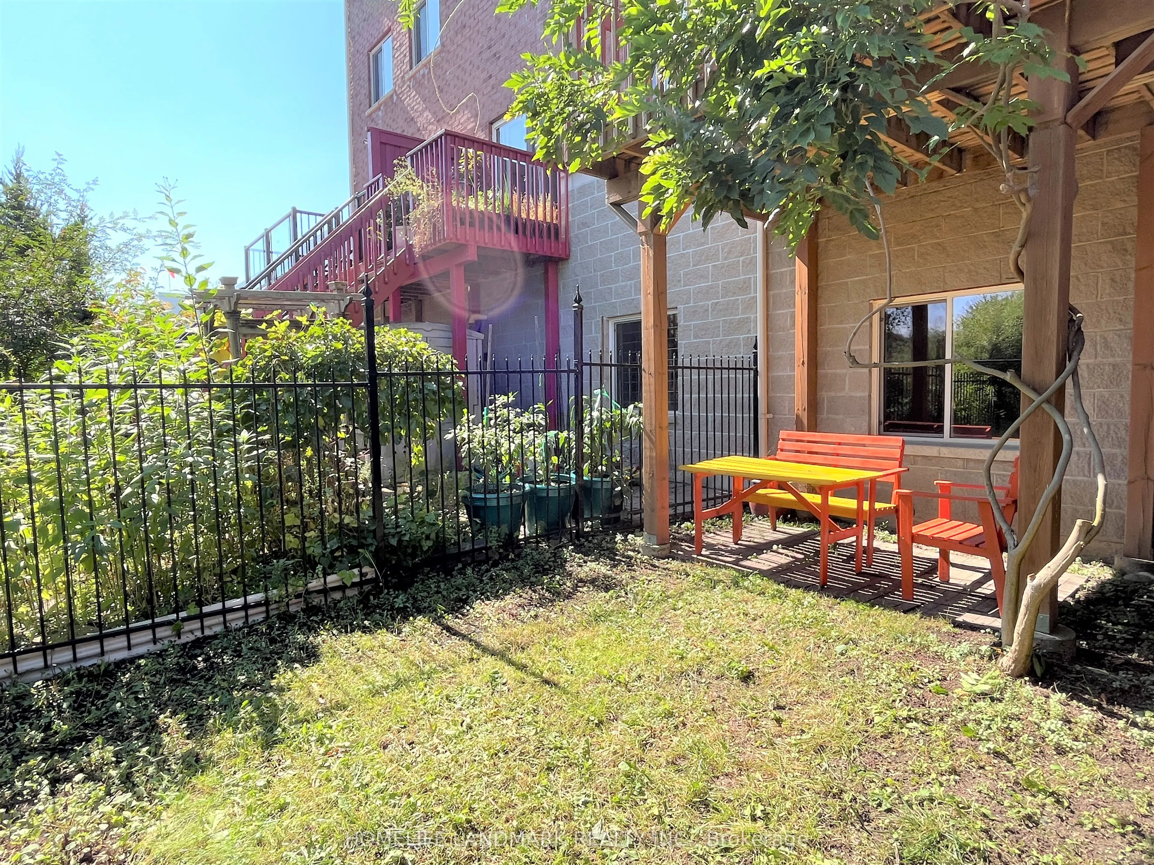 79 John Bell Crescent