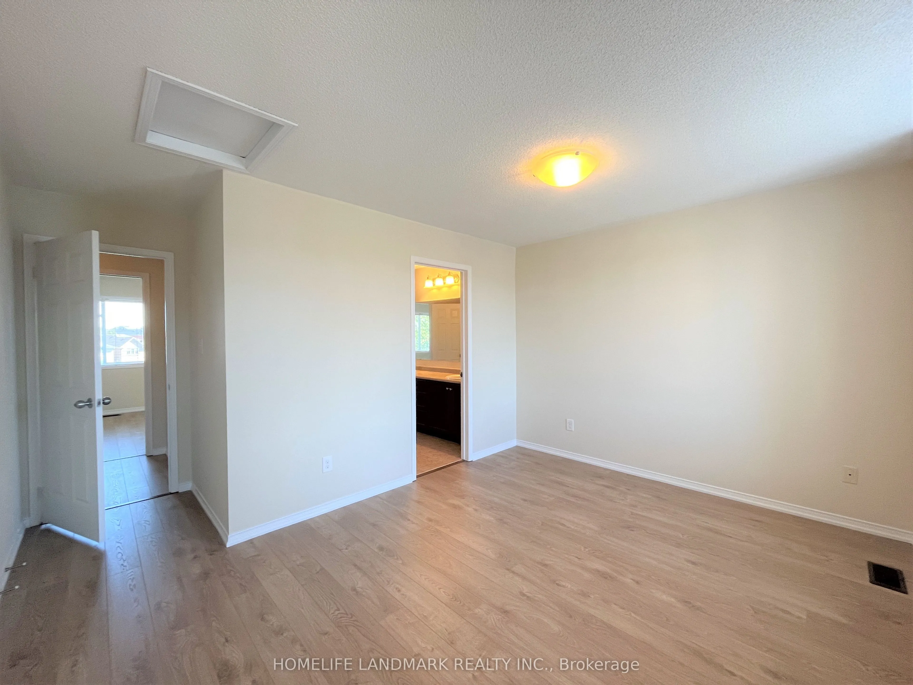 79 John Bell Crescent