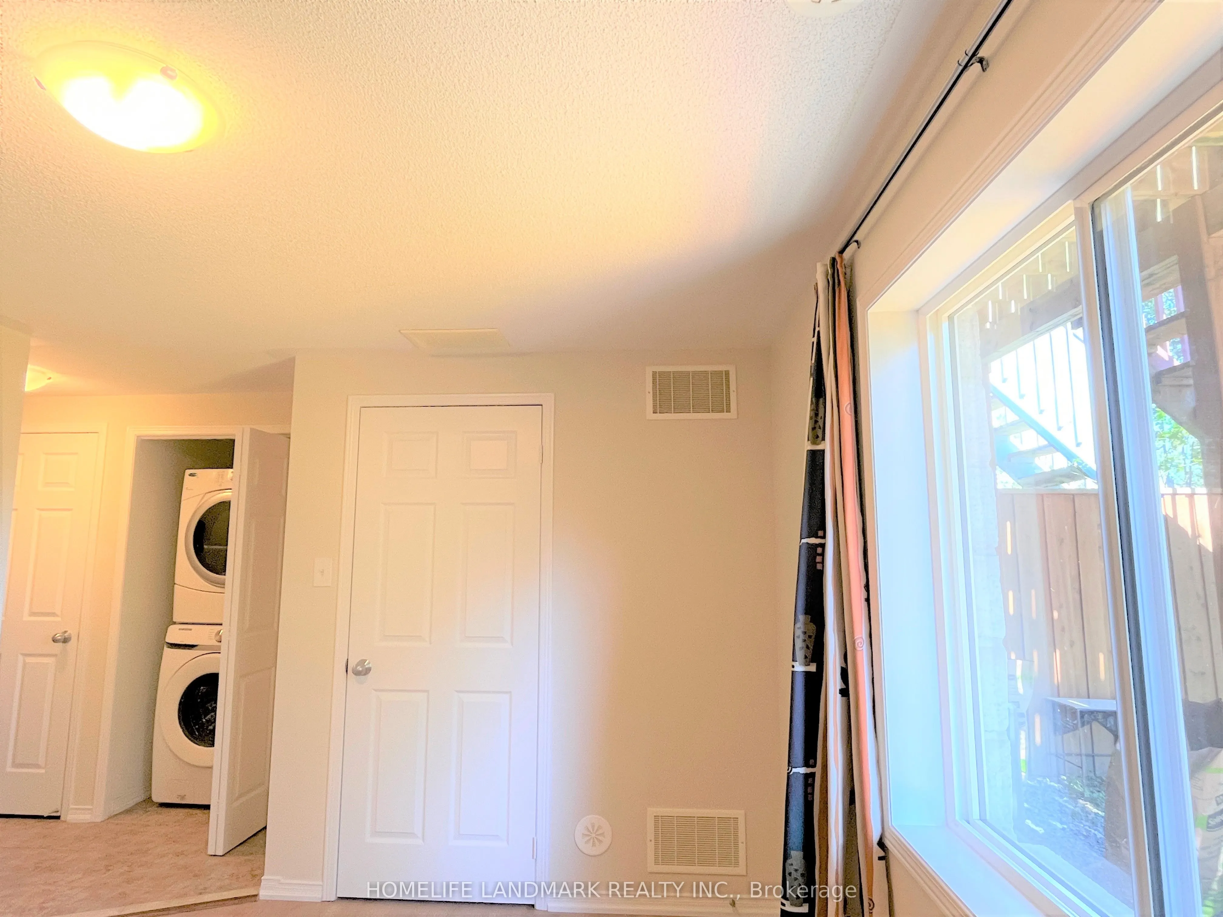 79 John Bell Crescent