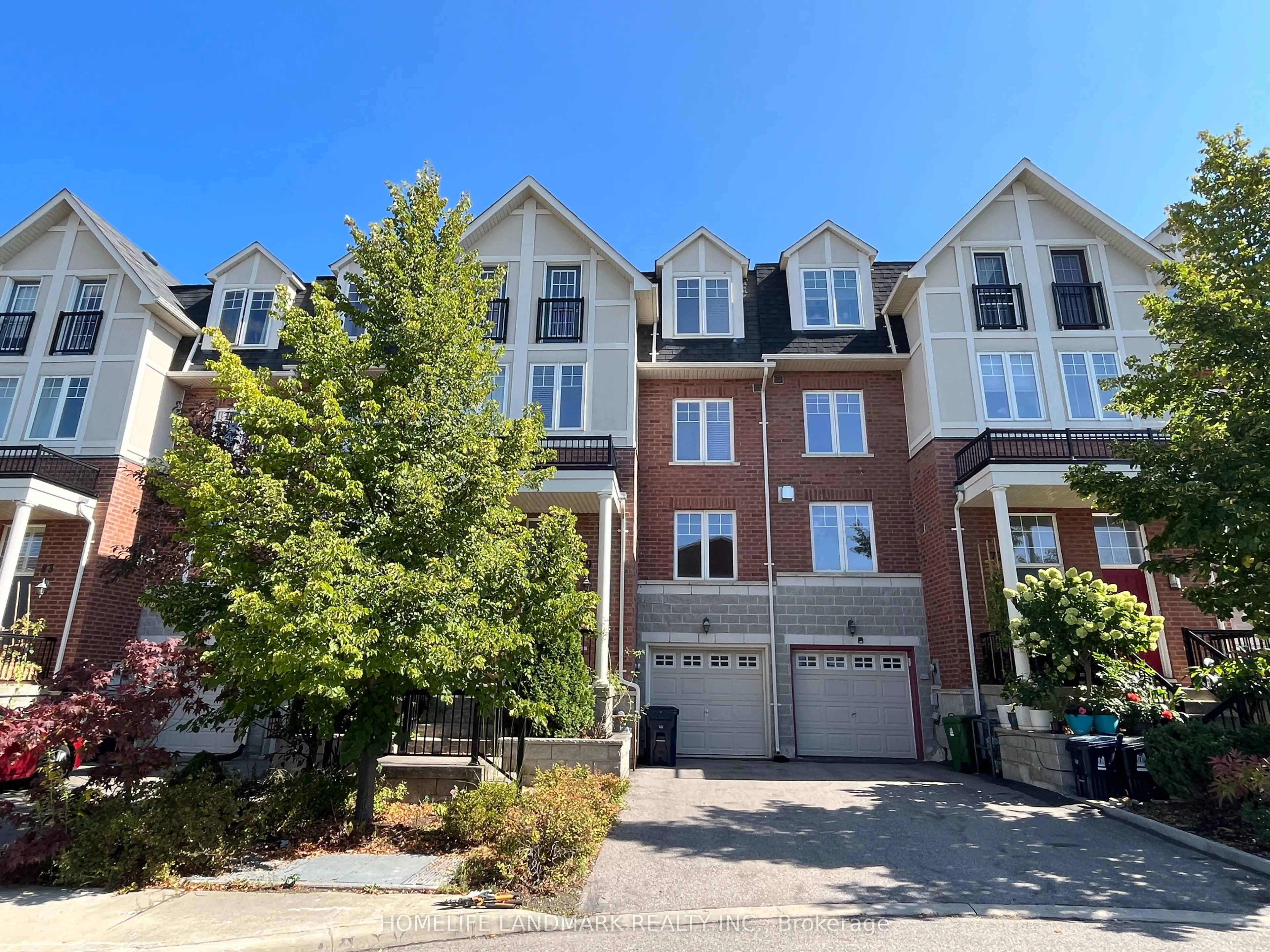 79 John Bell Crescent