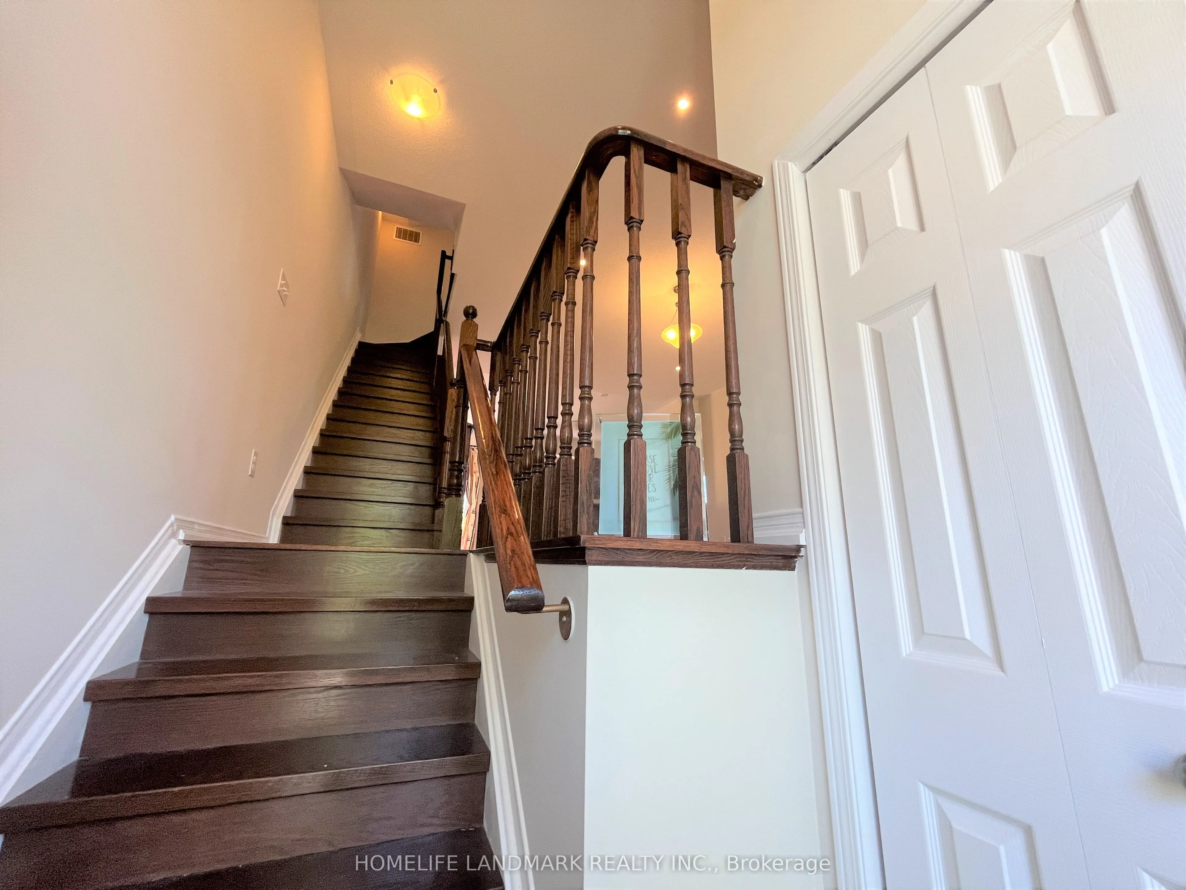 79 John Bell Crescent