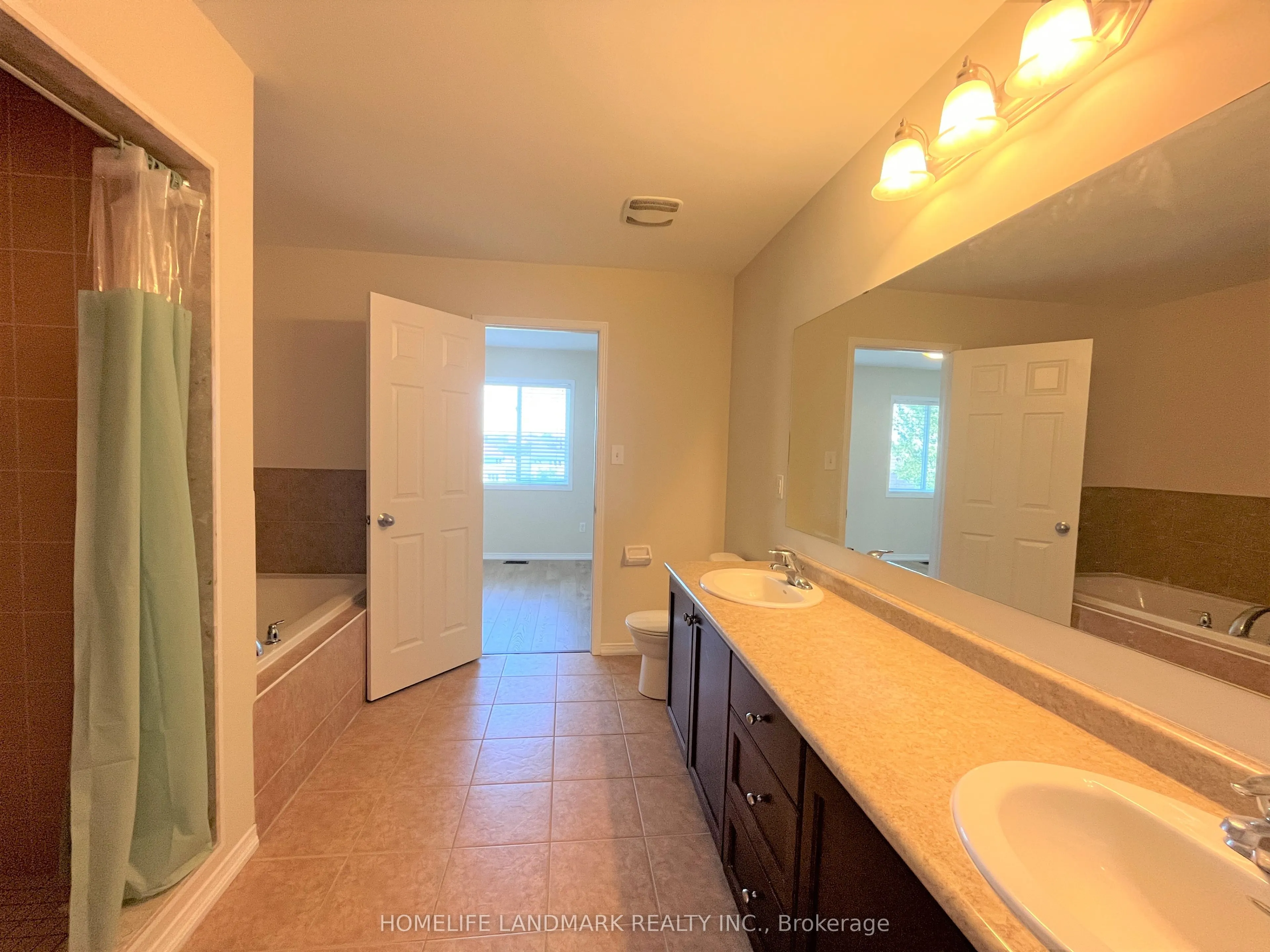 79 John Bell Crescent