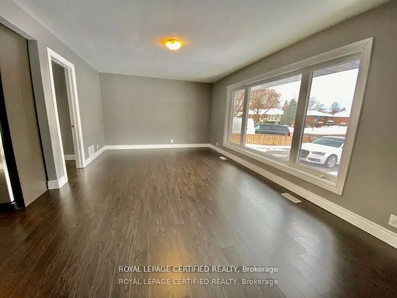 789 Regent Drive