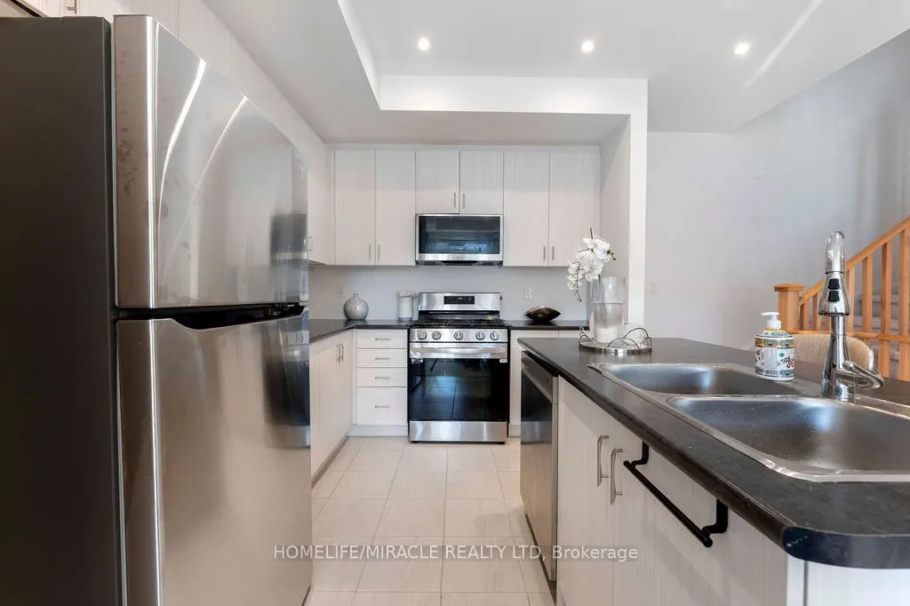 1115 Lockie Drive