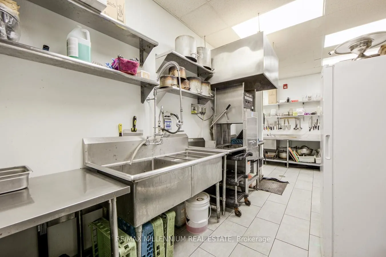 701 Grandview Street N, #4B