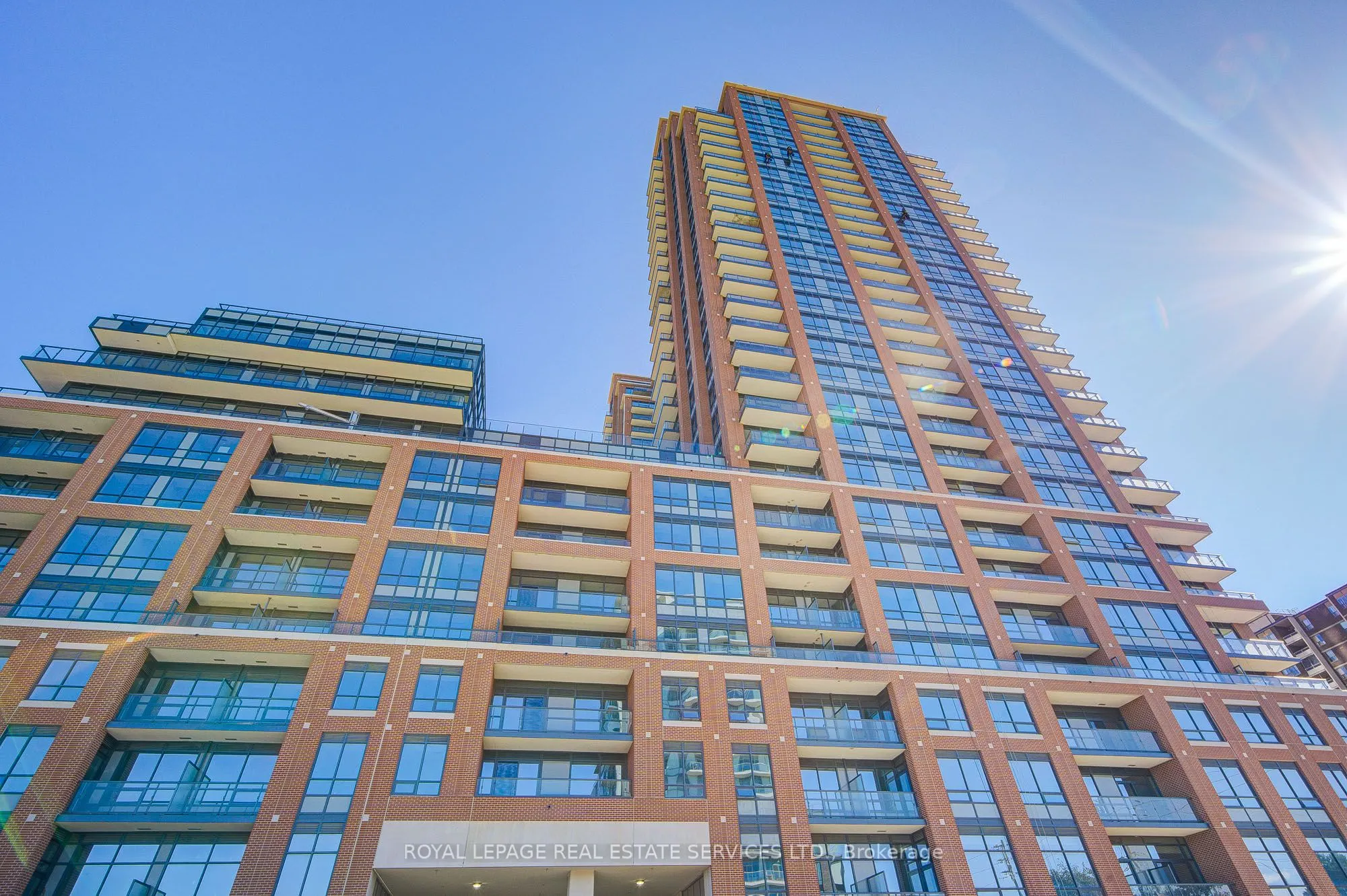 3260 Sheppard Avenue E, #404