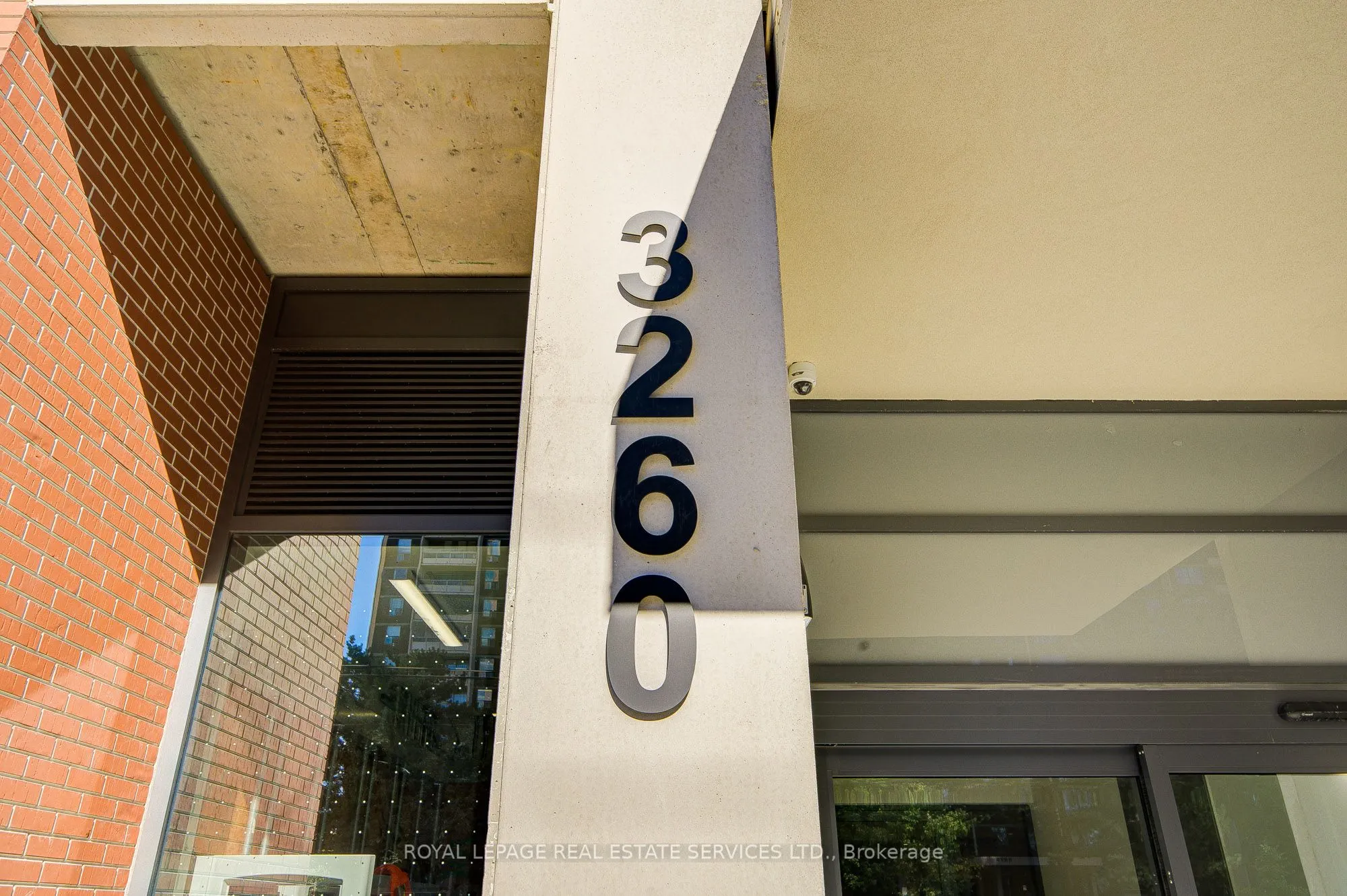 3260 Sheppard Avenue E, #404
