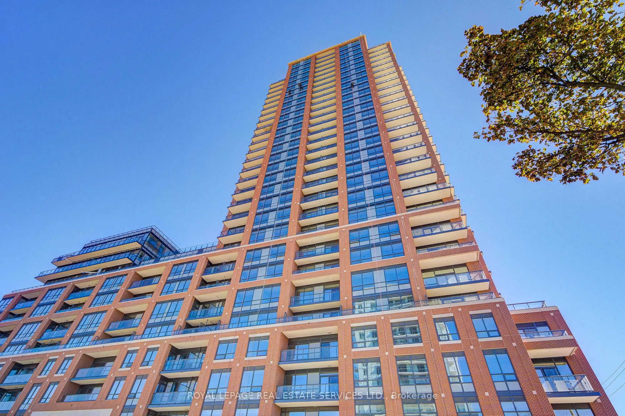 3260 Sheppard Avenue E, #404