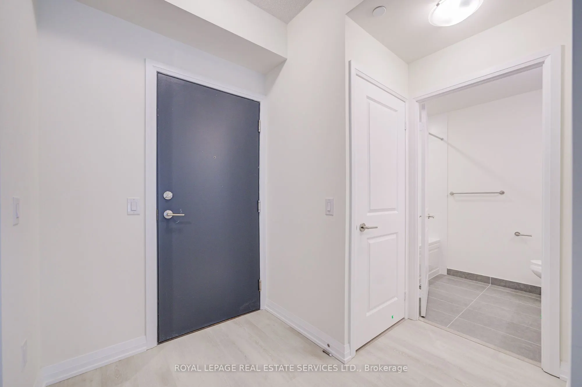3260 Sheppard Avenue E, #404