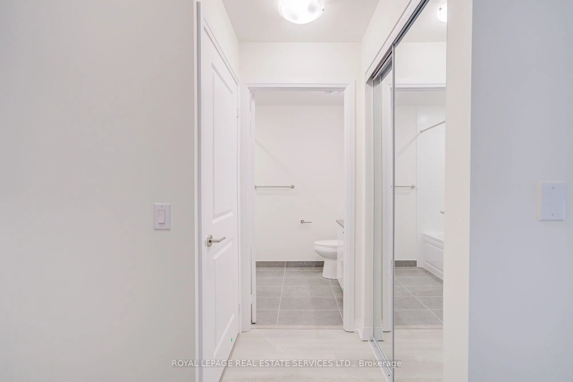 3260 Sheppard Avenue E, #404