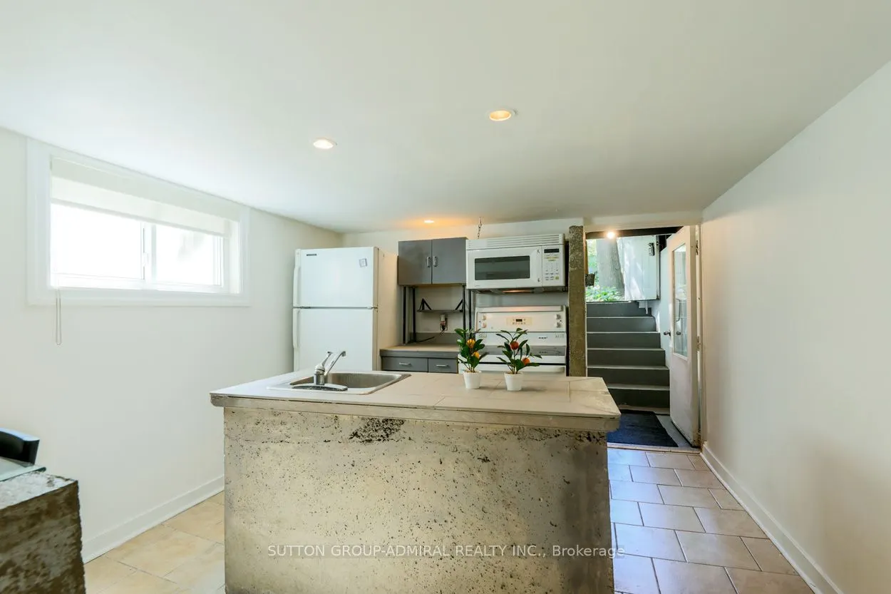 70 Carlaw Avenue, #Bsmt