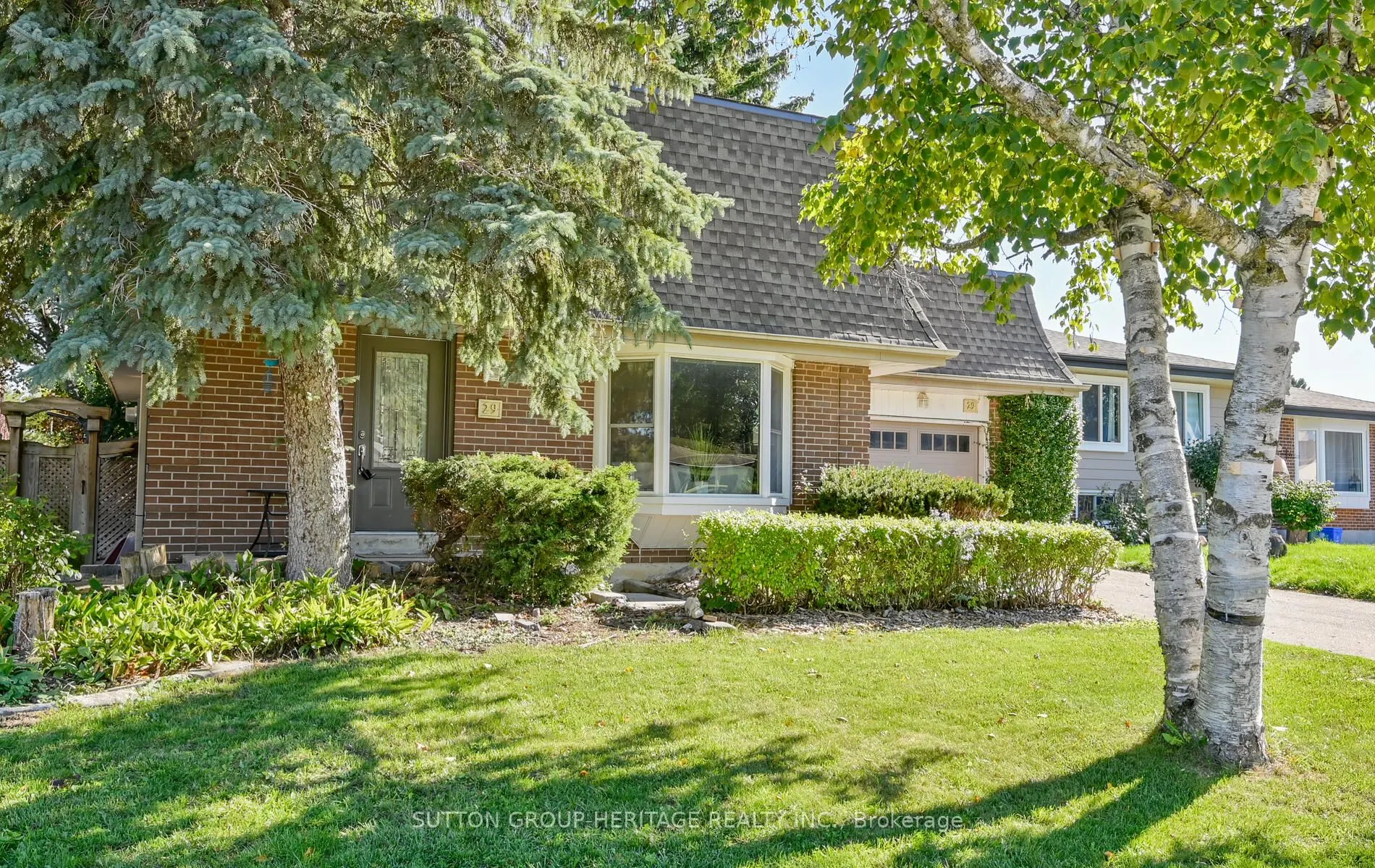 29 Glenmount Court