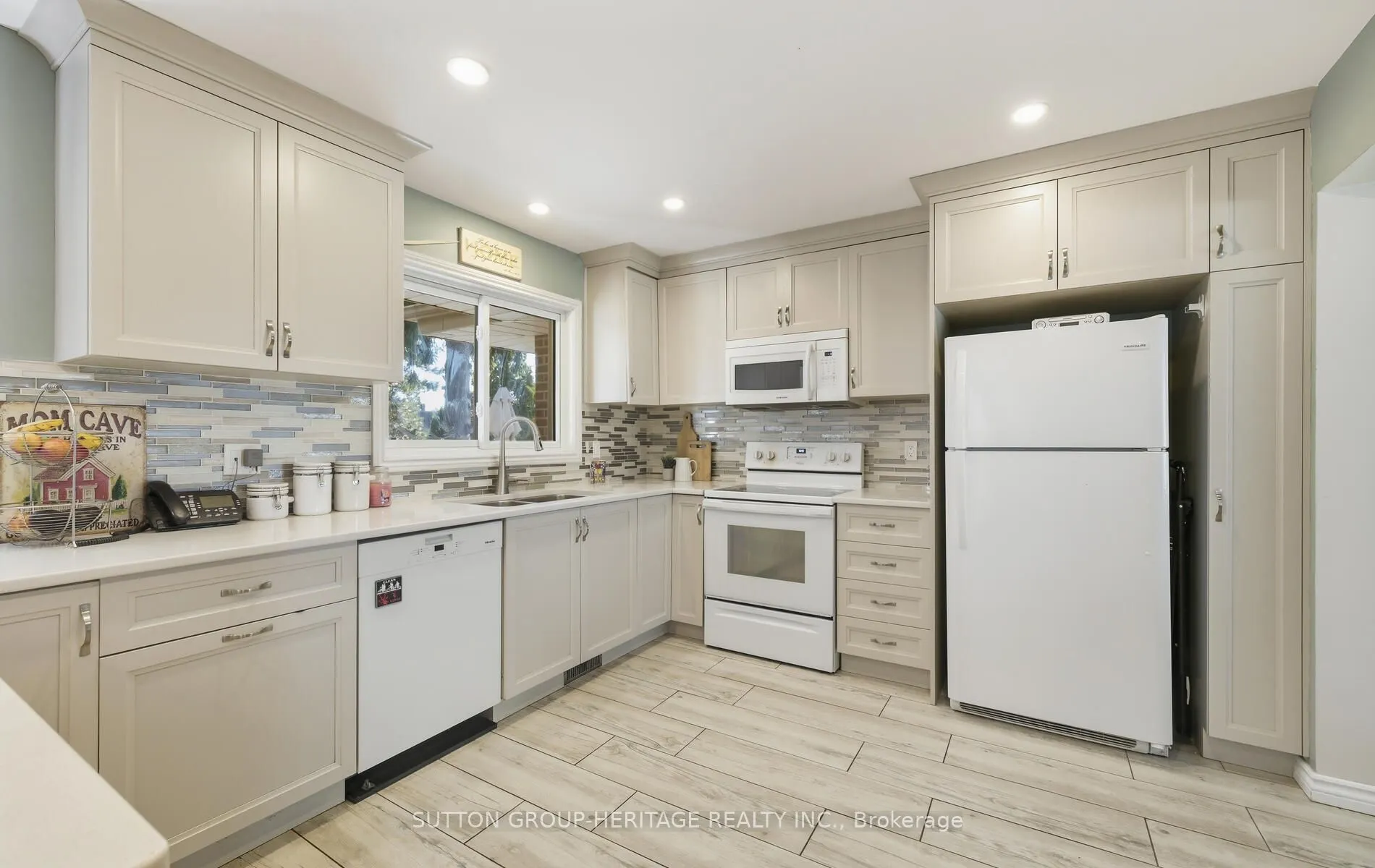 29 Glenmount Court