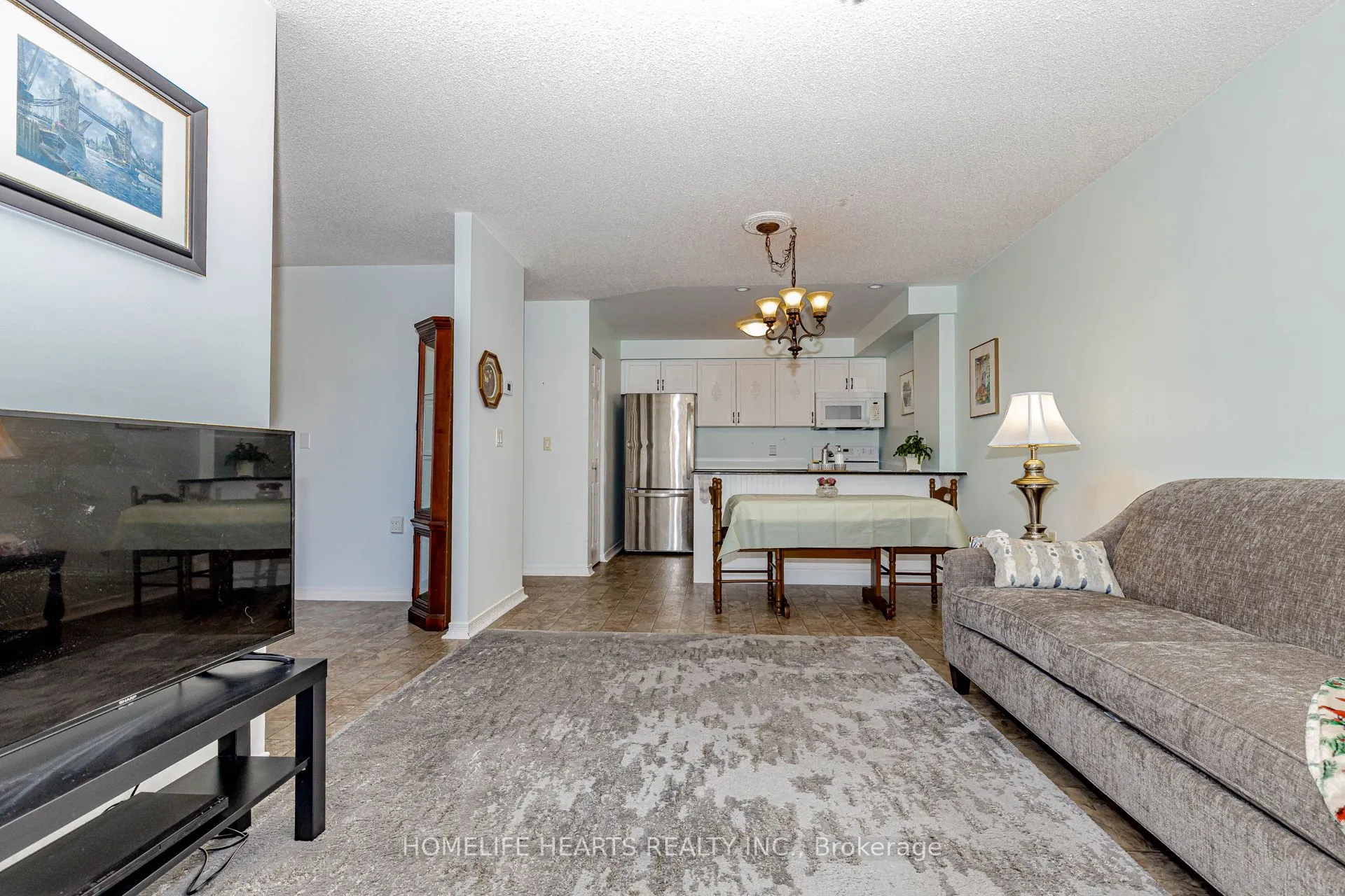 61 Clarington Boulevard, #315