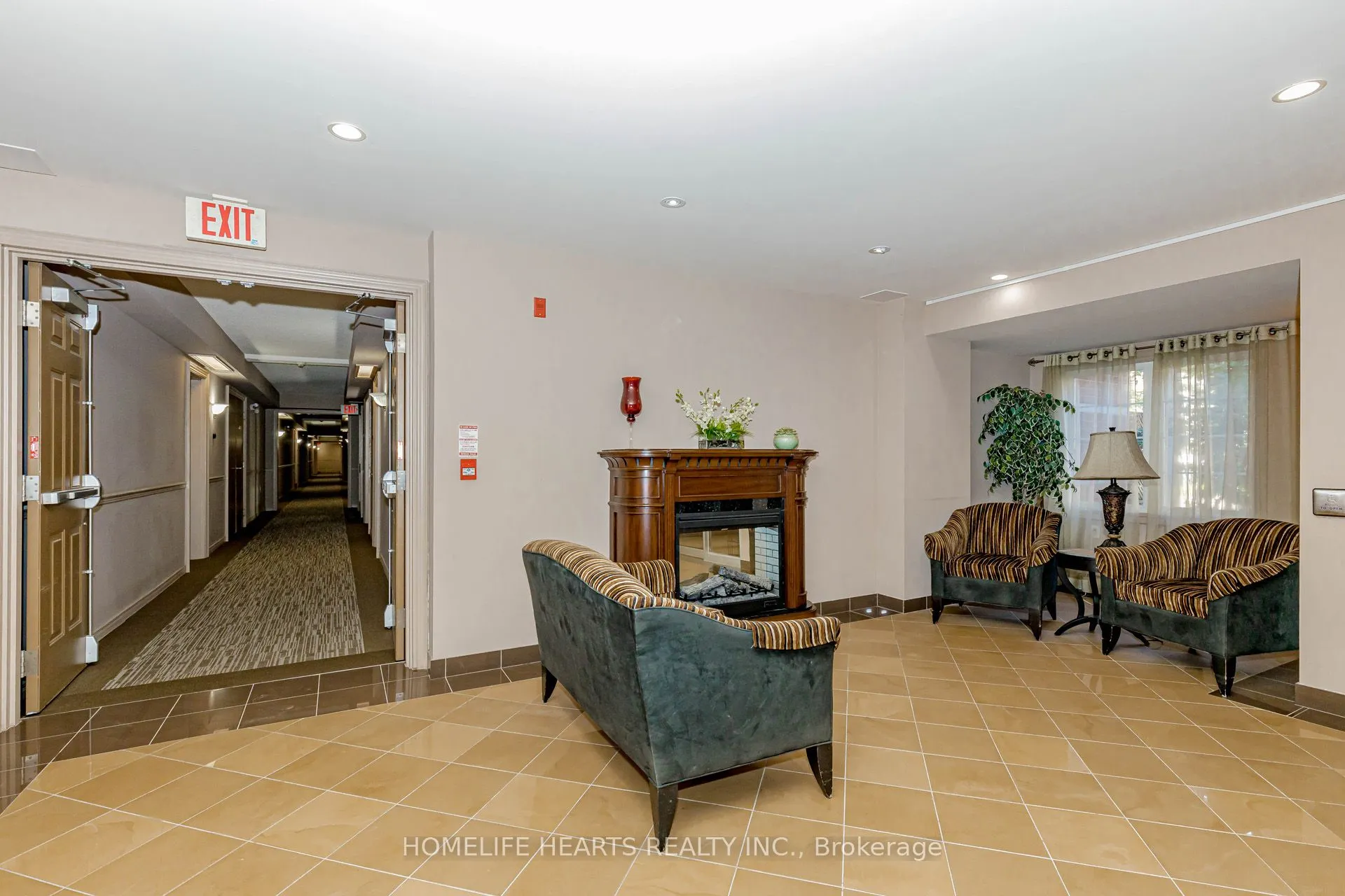 61 Clarington Boulevard, #315