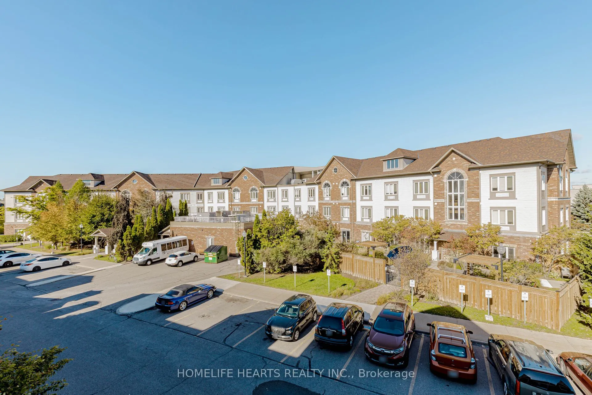 61 Clarington Boulevard, #315