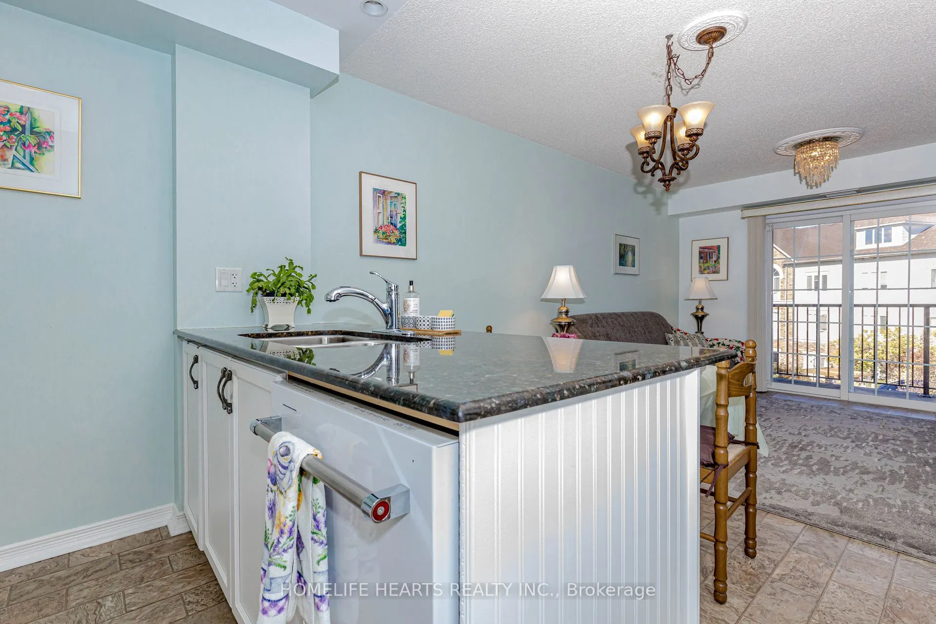 61 Clarington Boulevard, #315