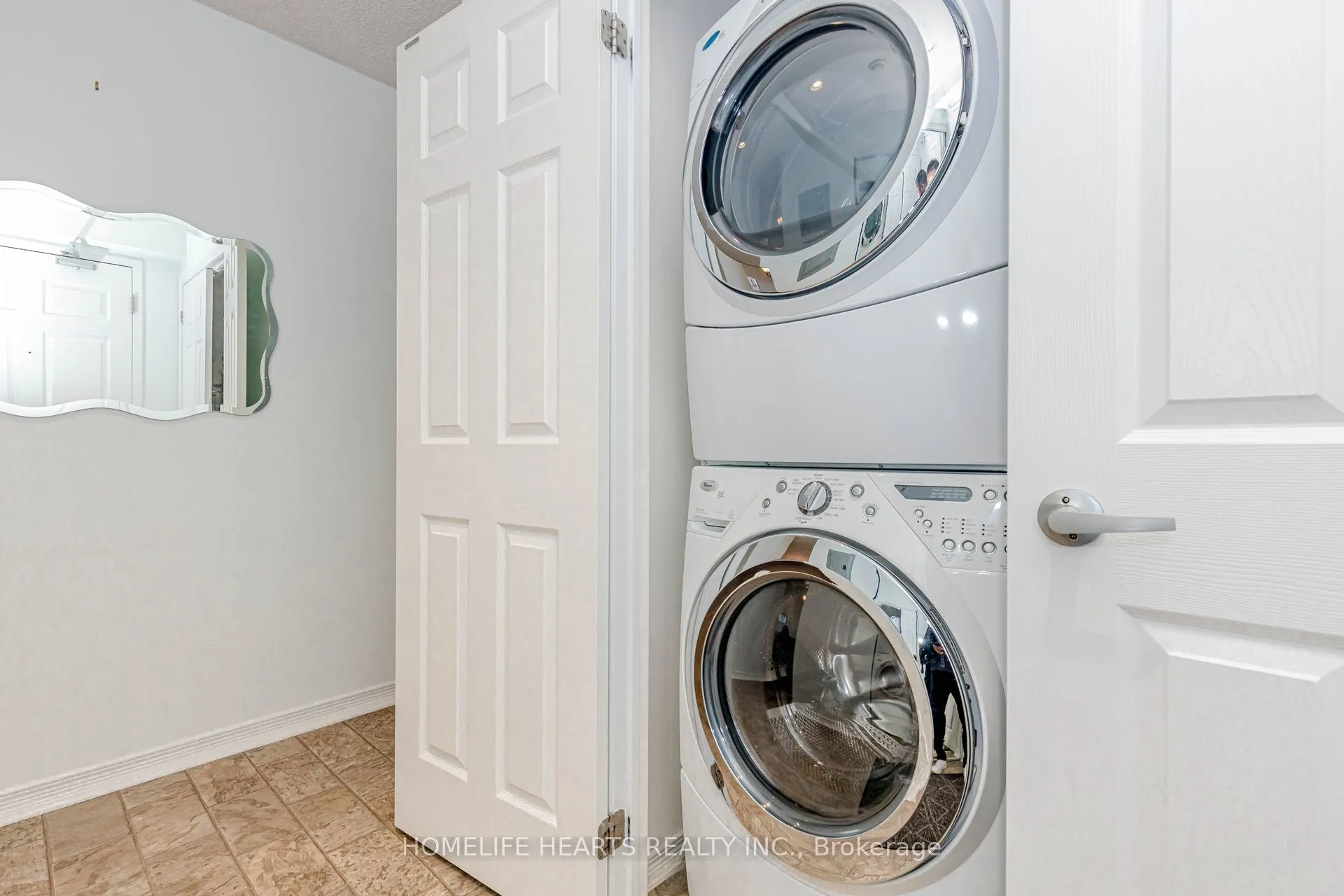 61 Clarington Boulevard, #315