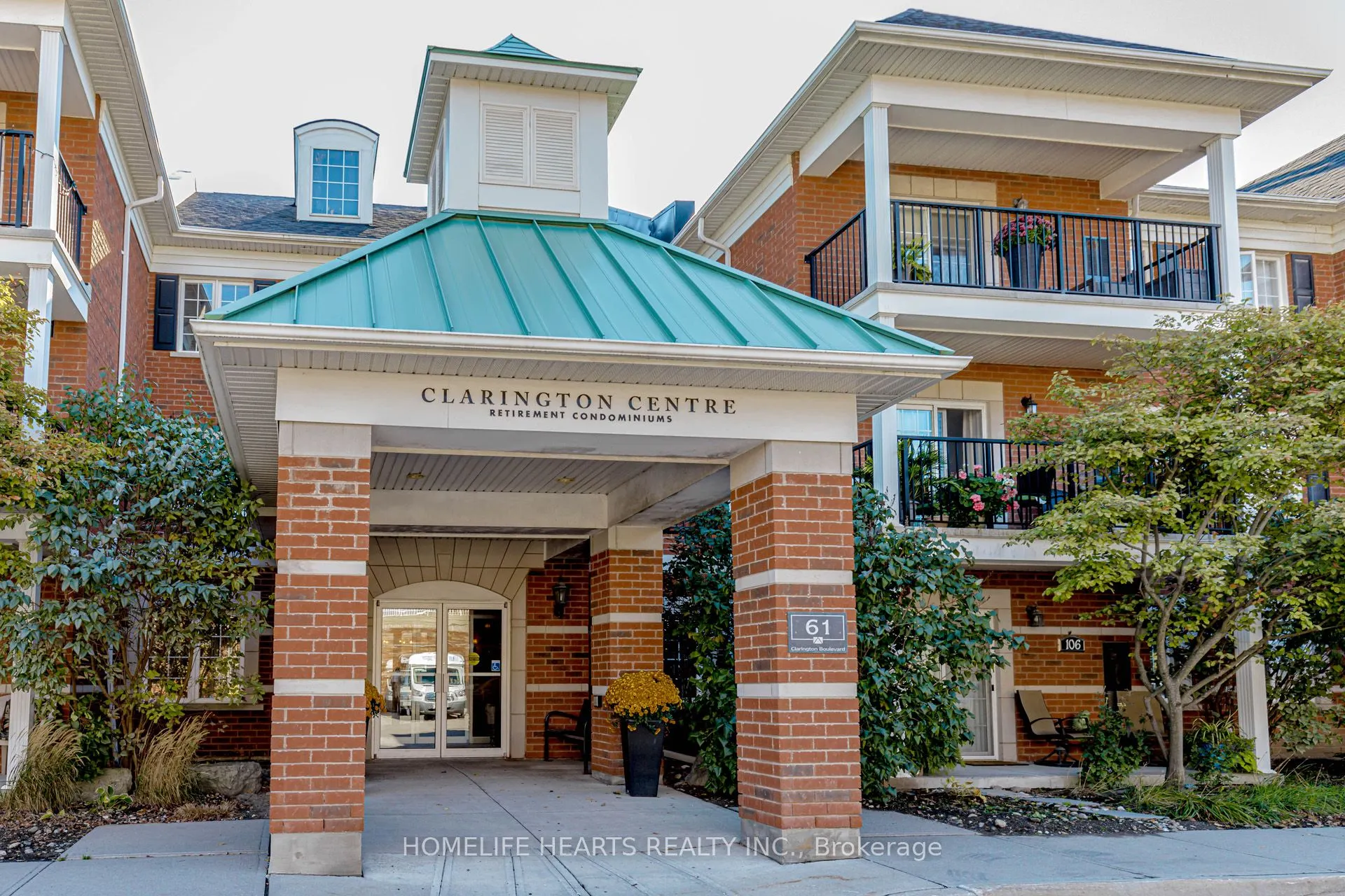 61 Clarington Boulevard, #315
