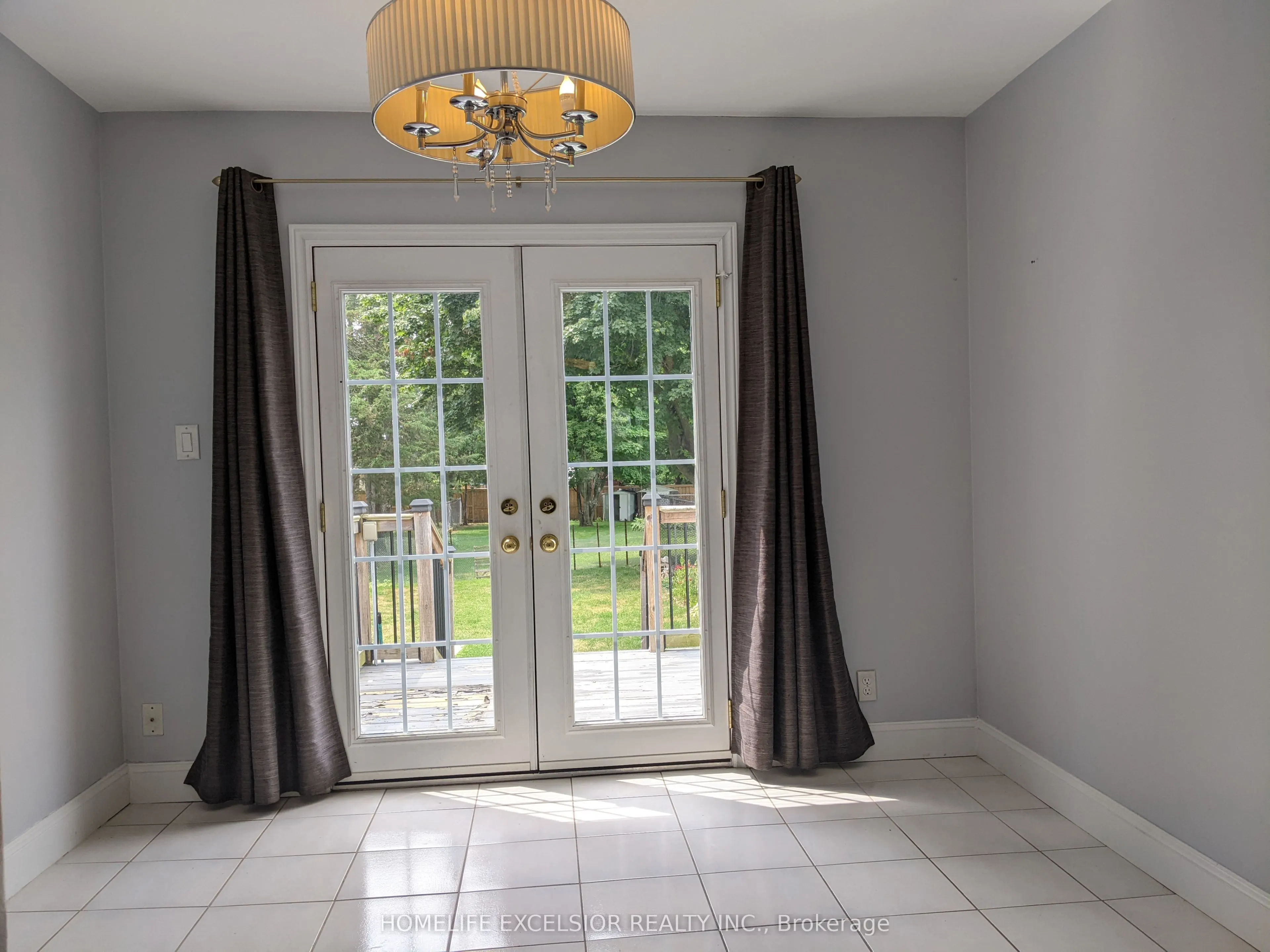 1478 Simcoe Street N