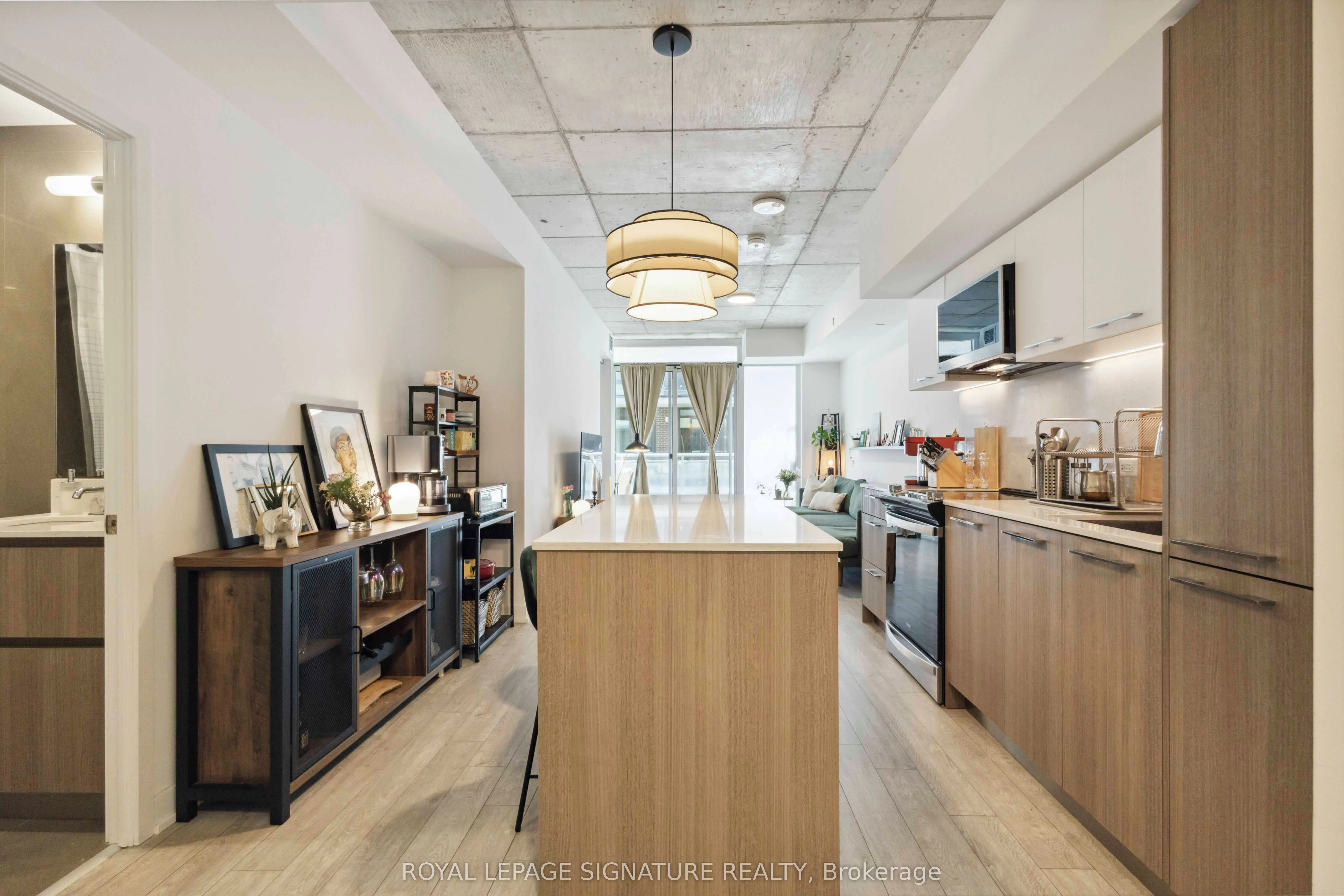 665 Queen Street E, #313
