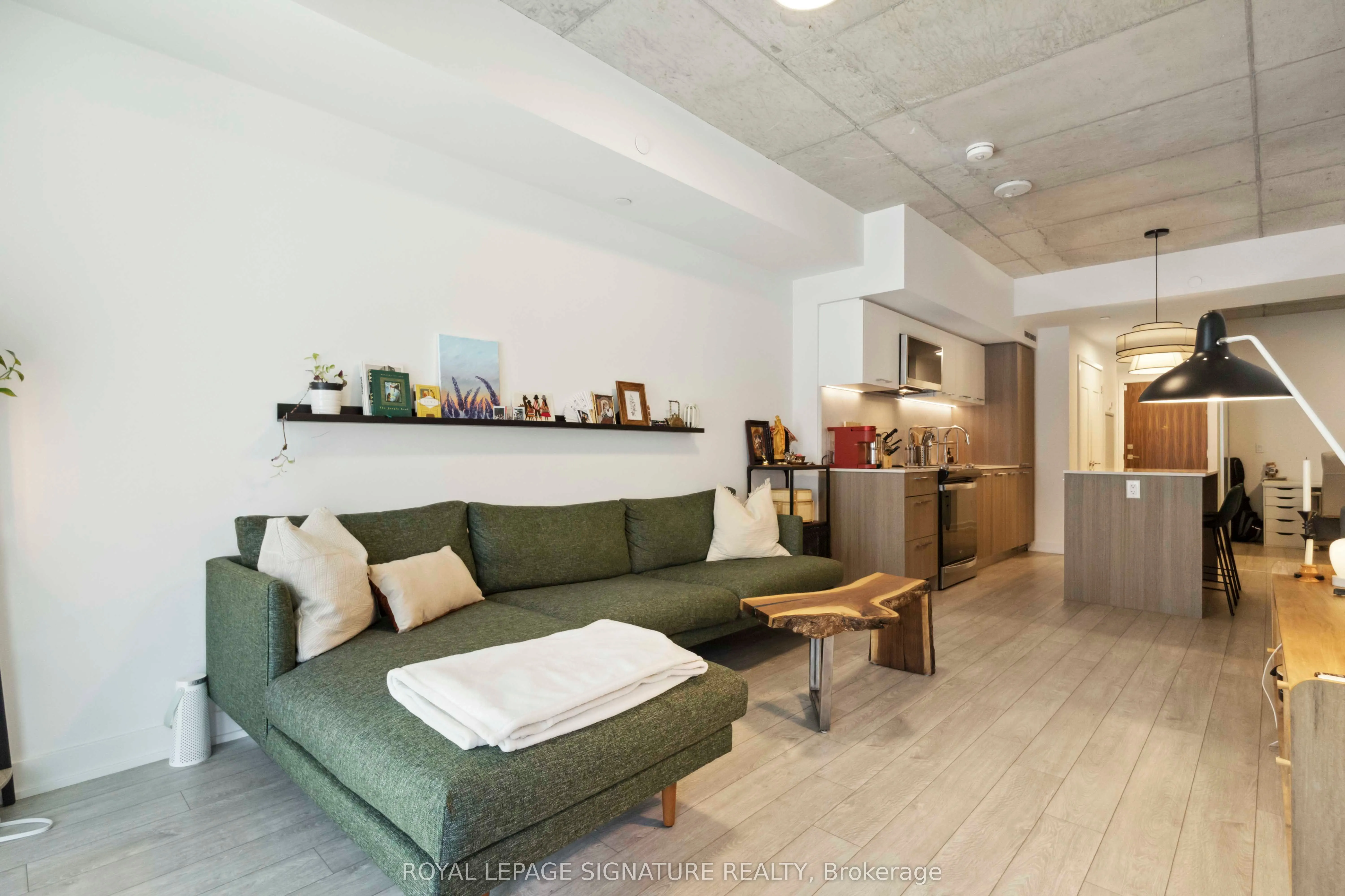665 Queen Street E, #313