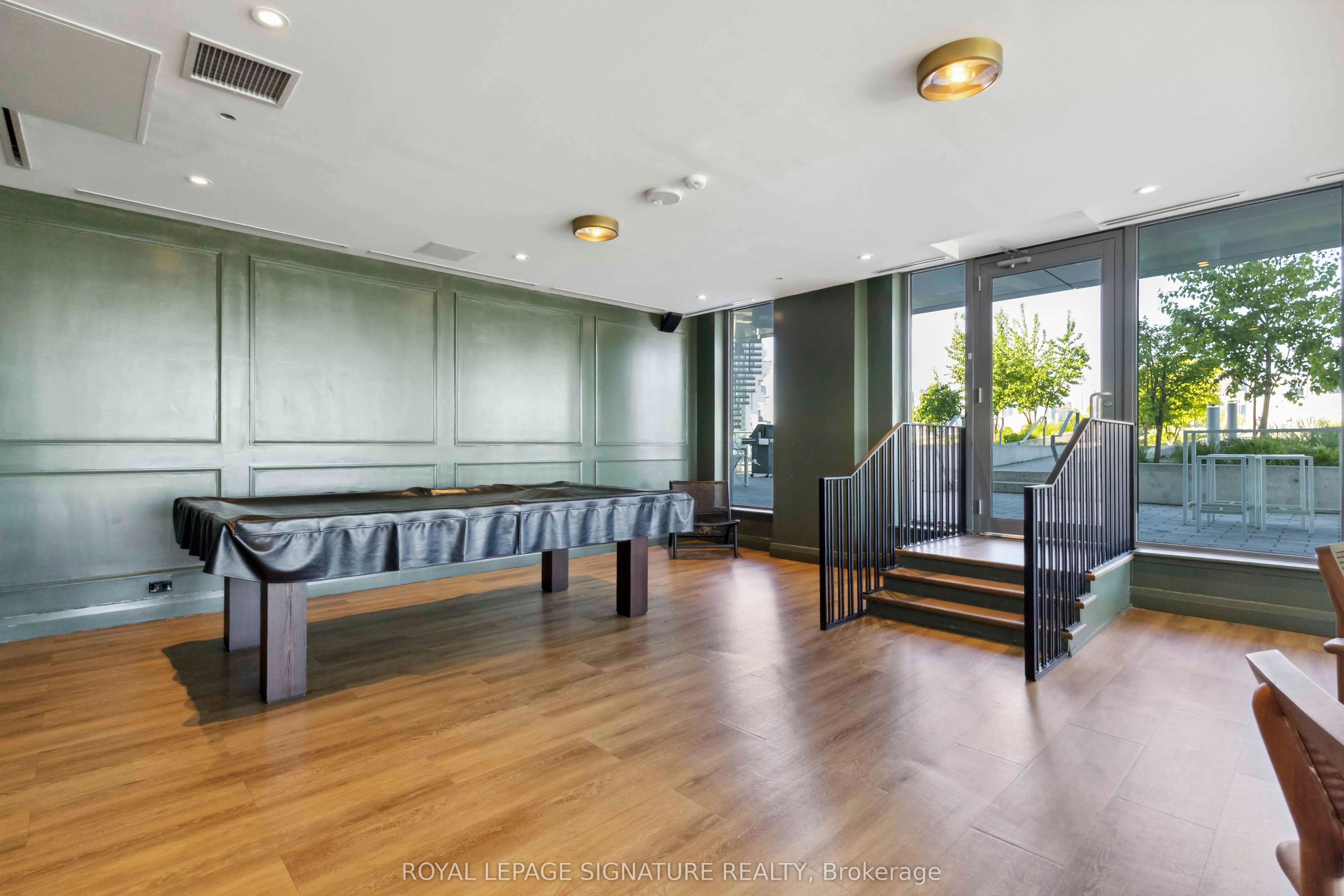 665 Queen Street E, #313
