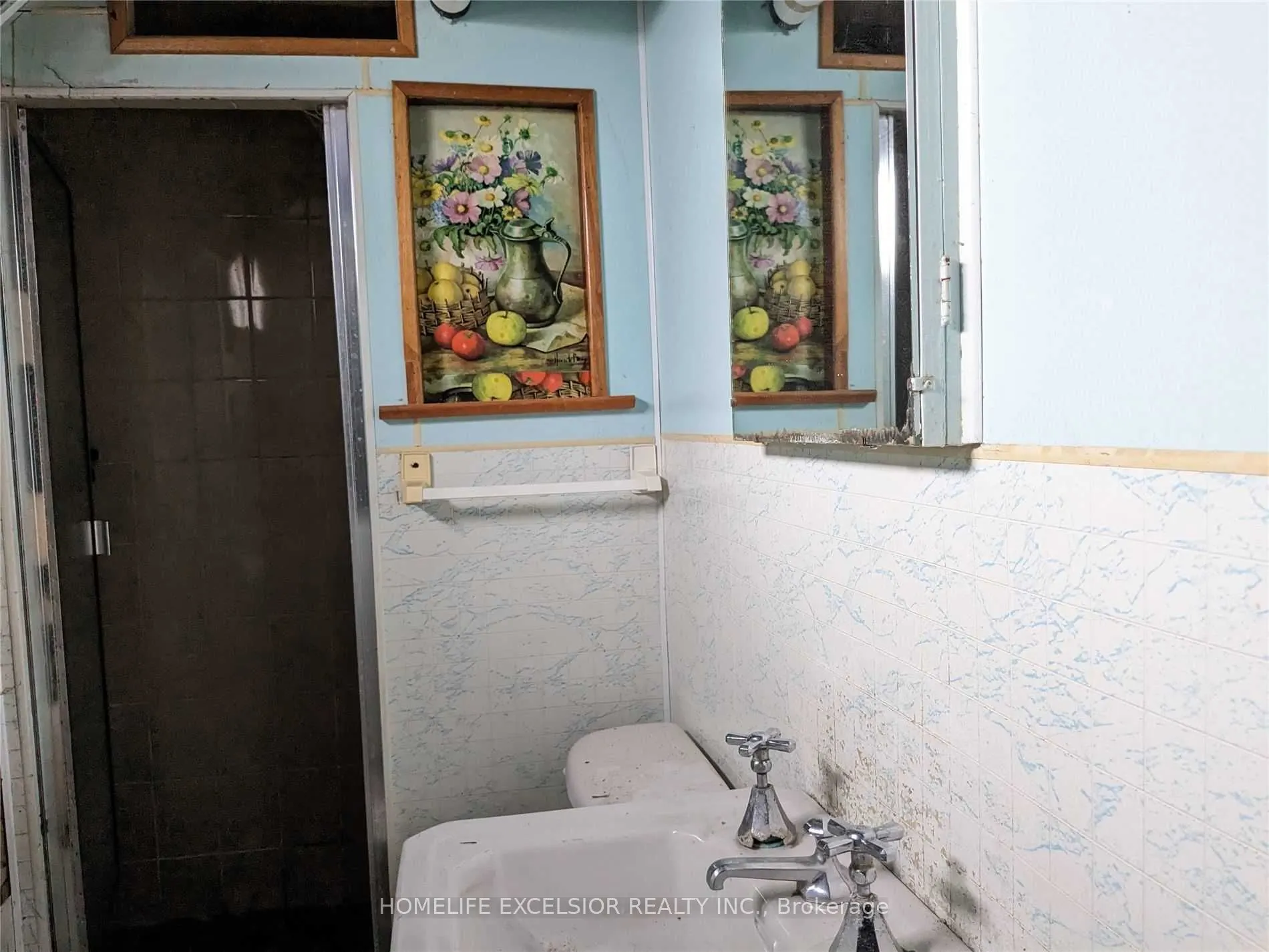 1482 Simcoe Street N