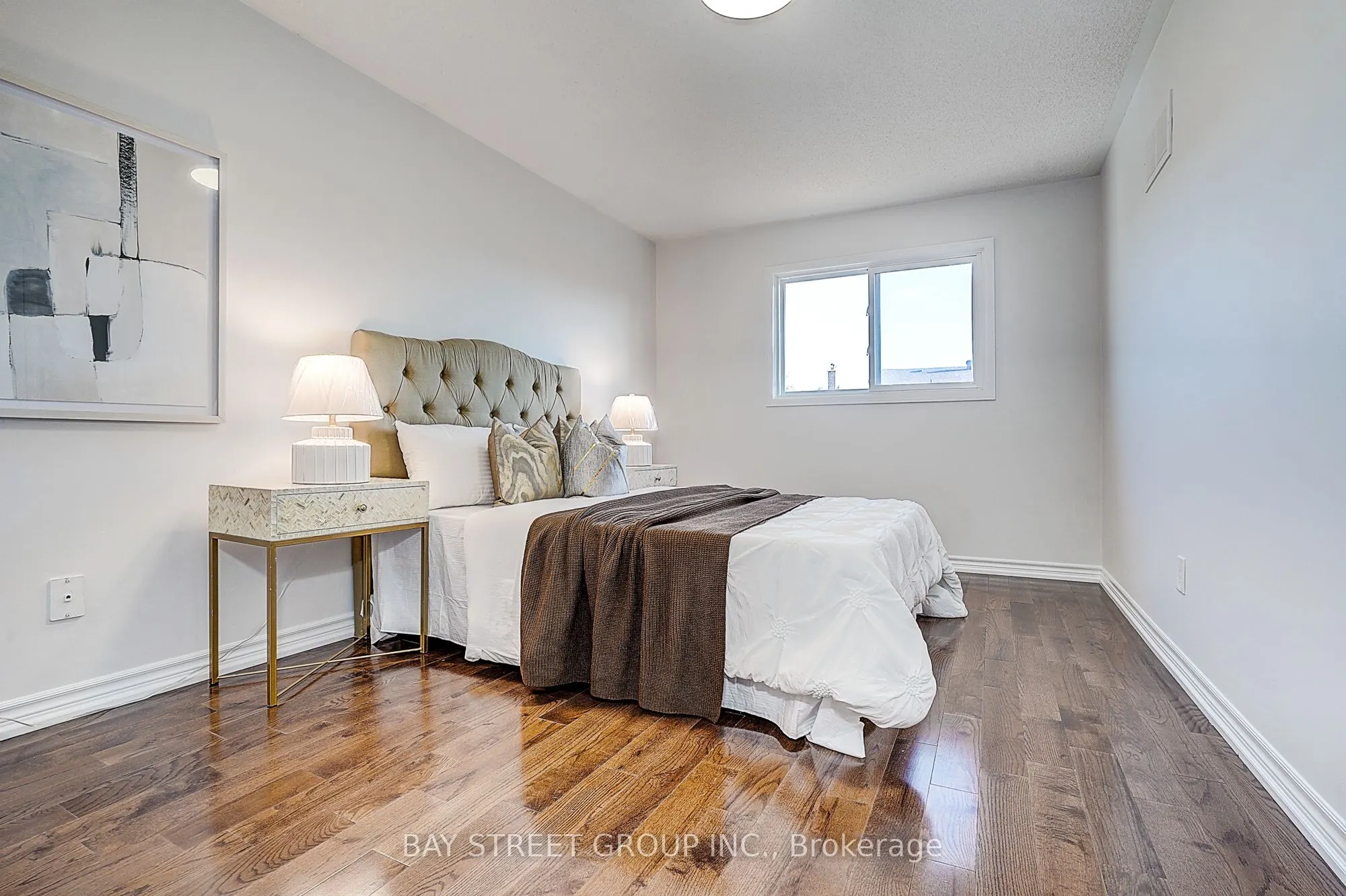 334 Goldhawk Trail