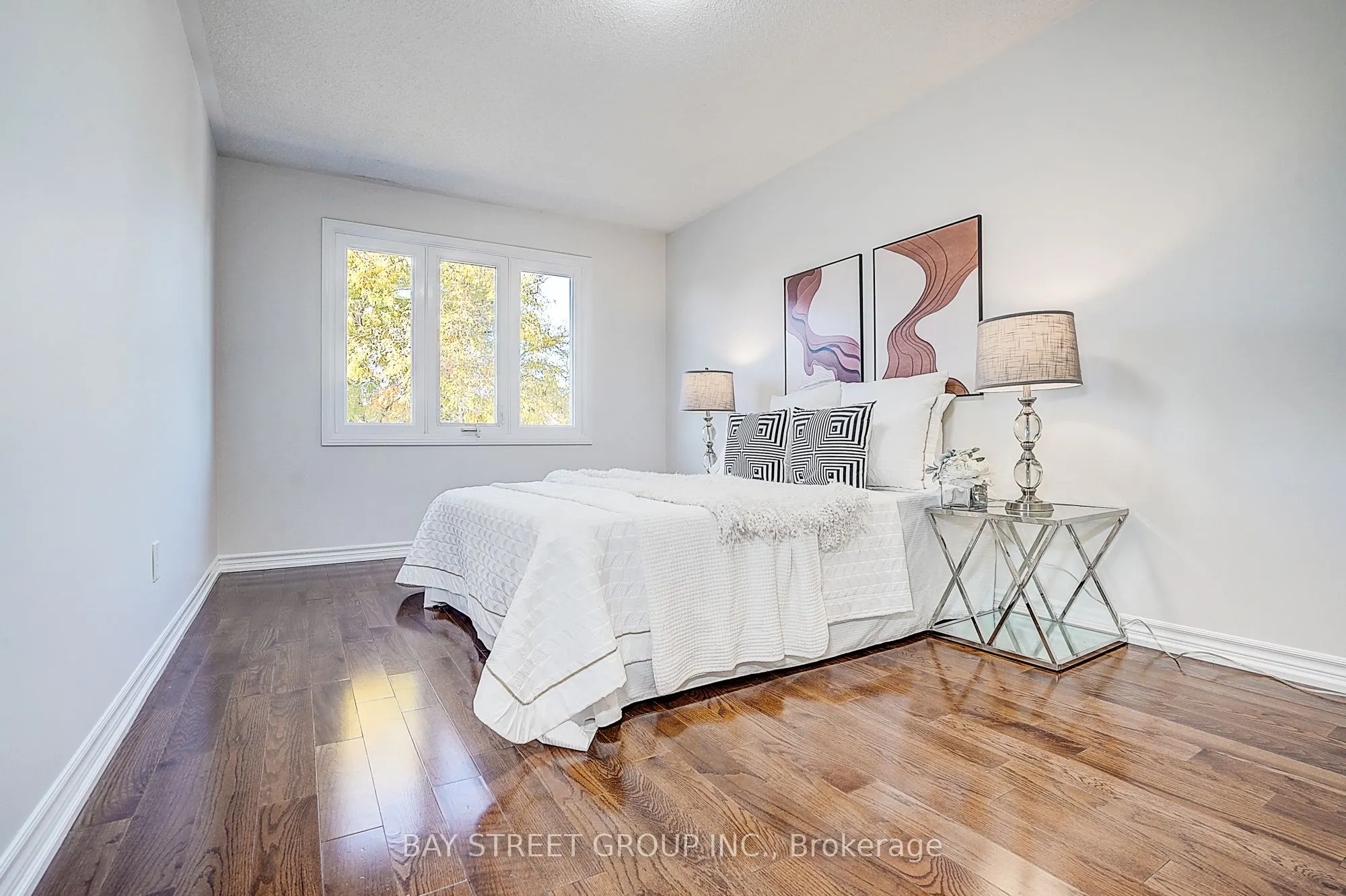 334 Goldhawk Trail
