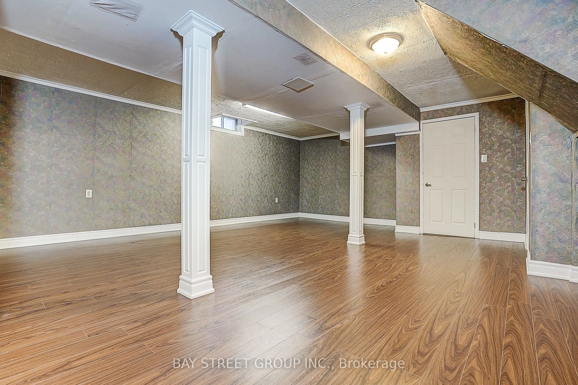 334 Goldhawk Trail