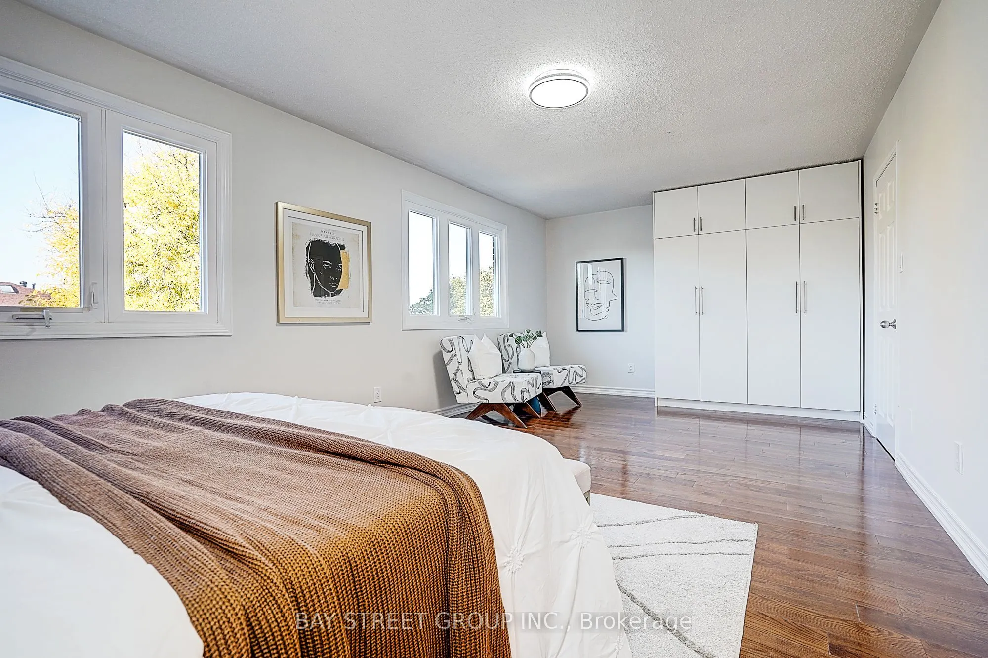 334 Goldhawk Trail
