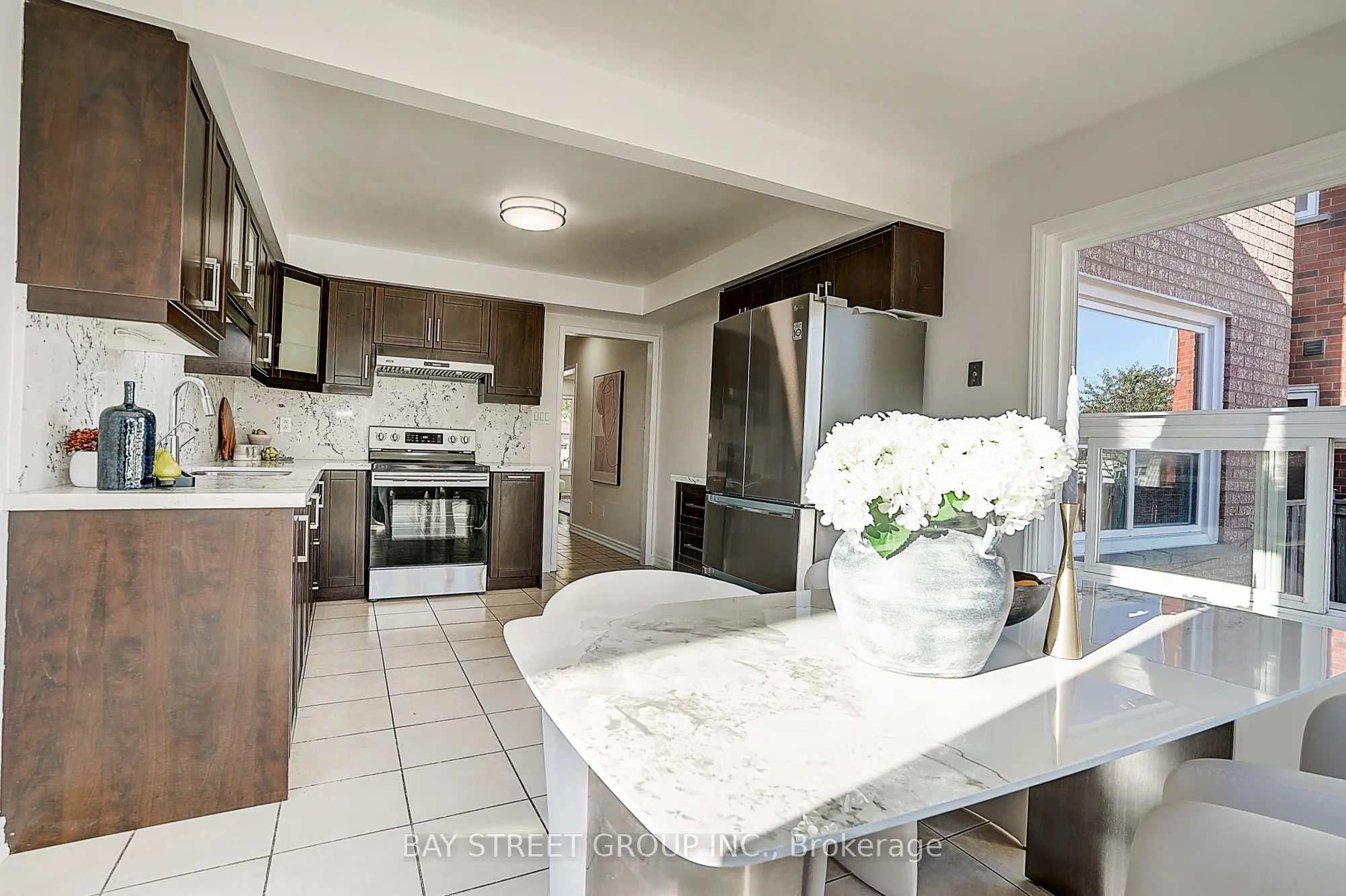 334 Goldhawk Trail