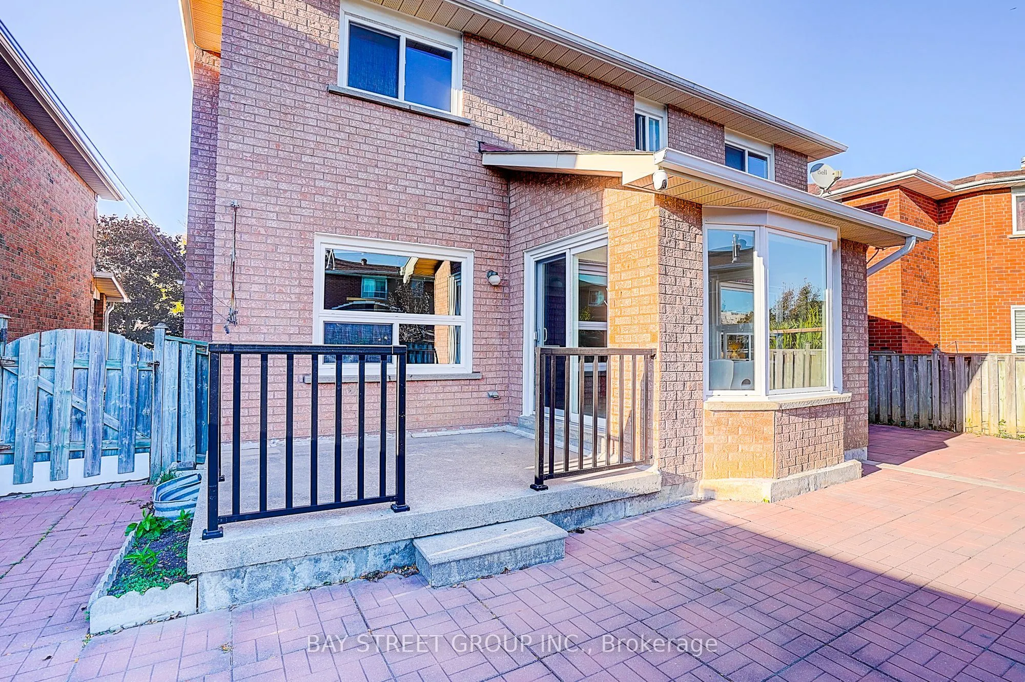 334 Goldhawk Trail