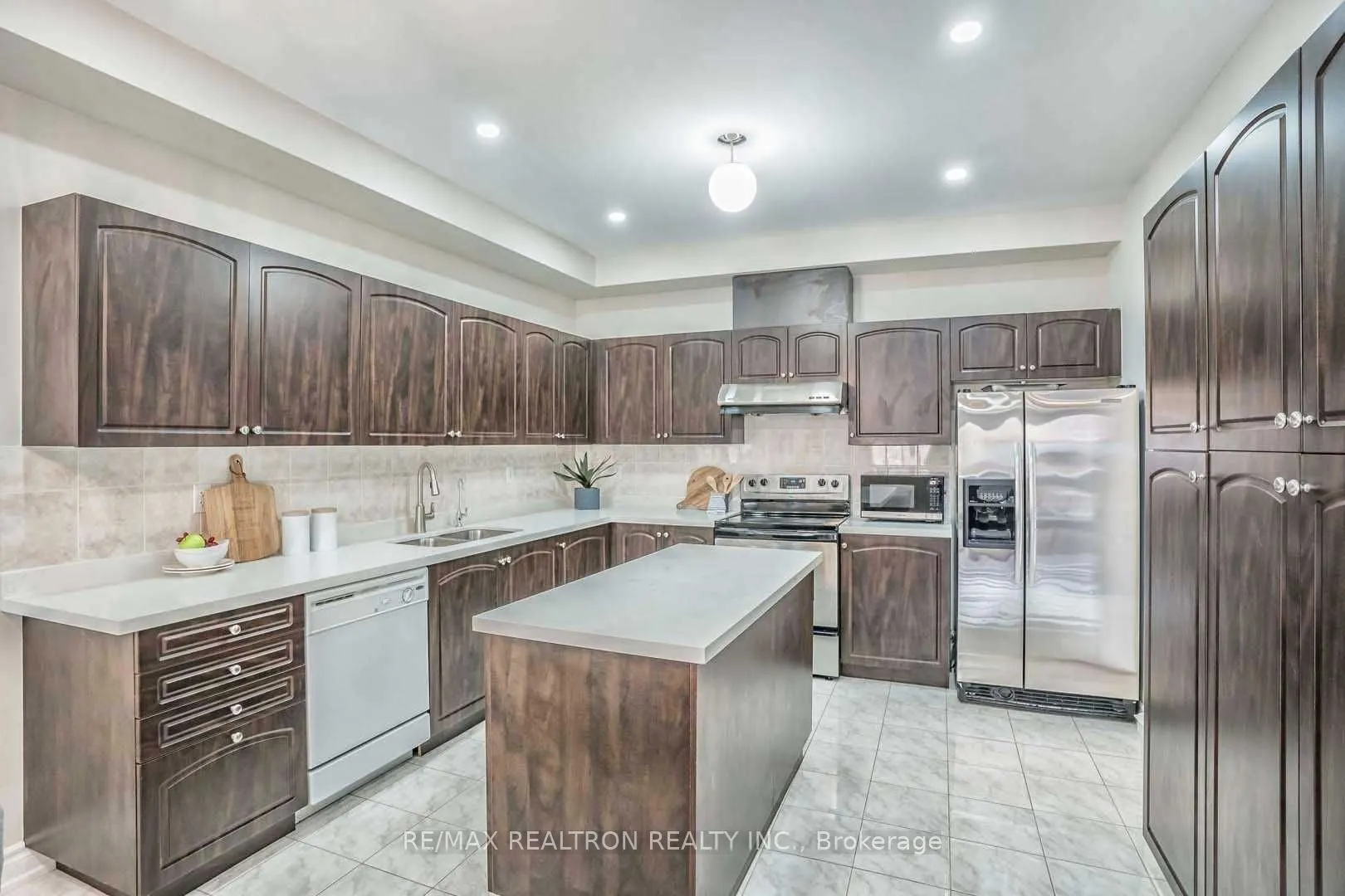 32 Tom Wells Crescent