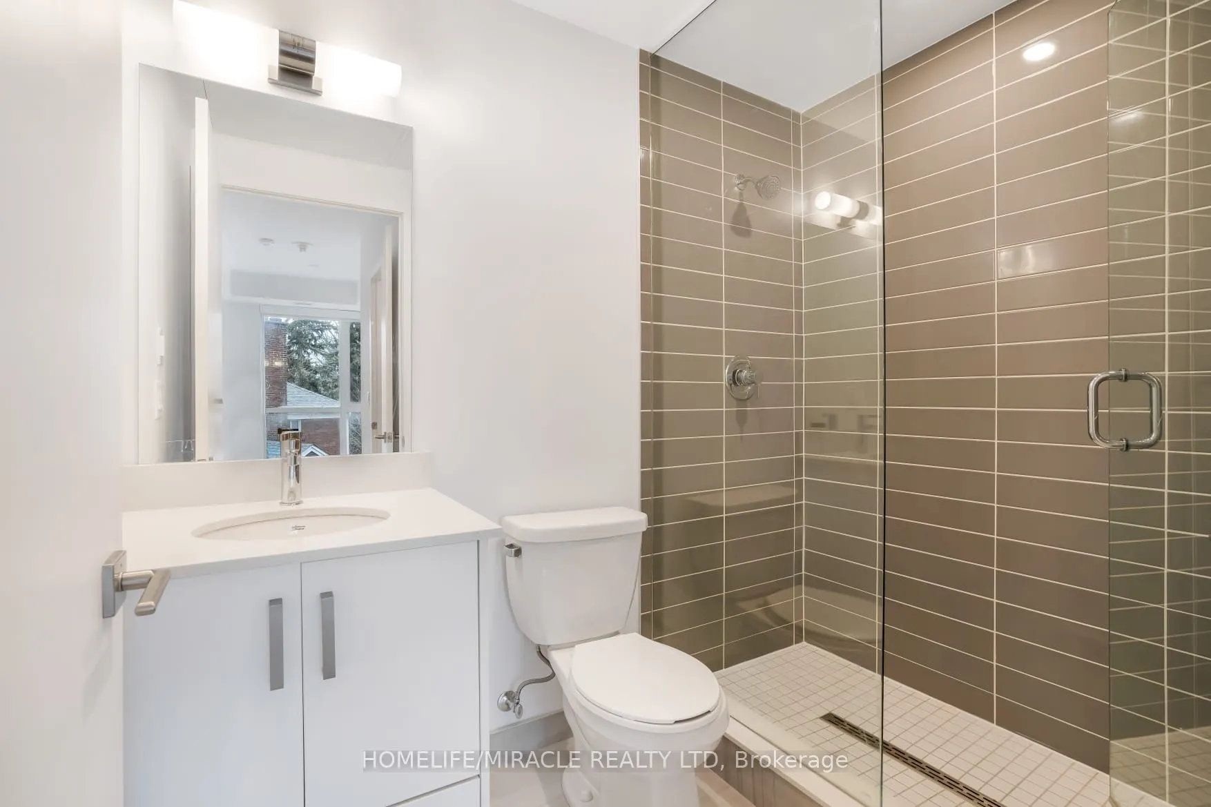 1316 Kingston Road N, #201