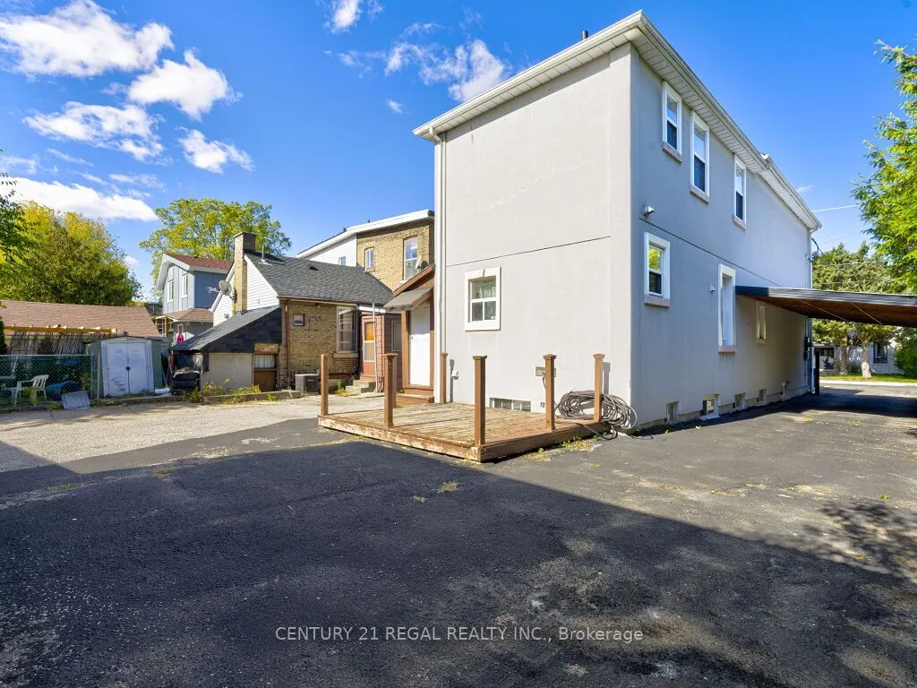 11 Midburn Avenue