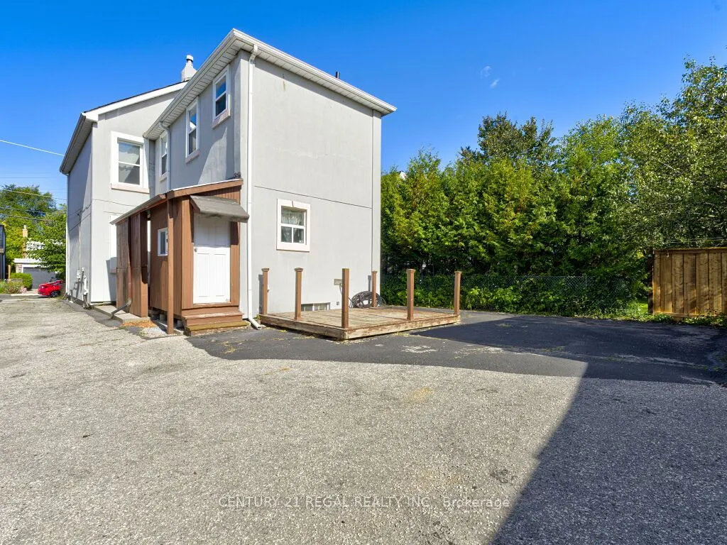 11 Midburn Avenue